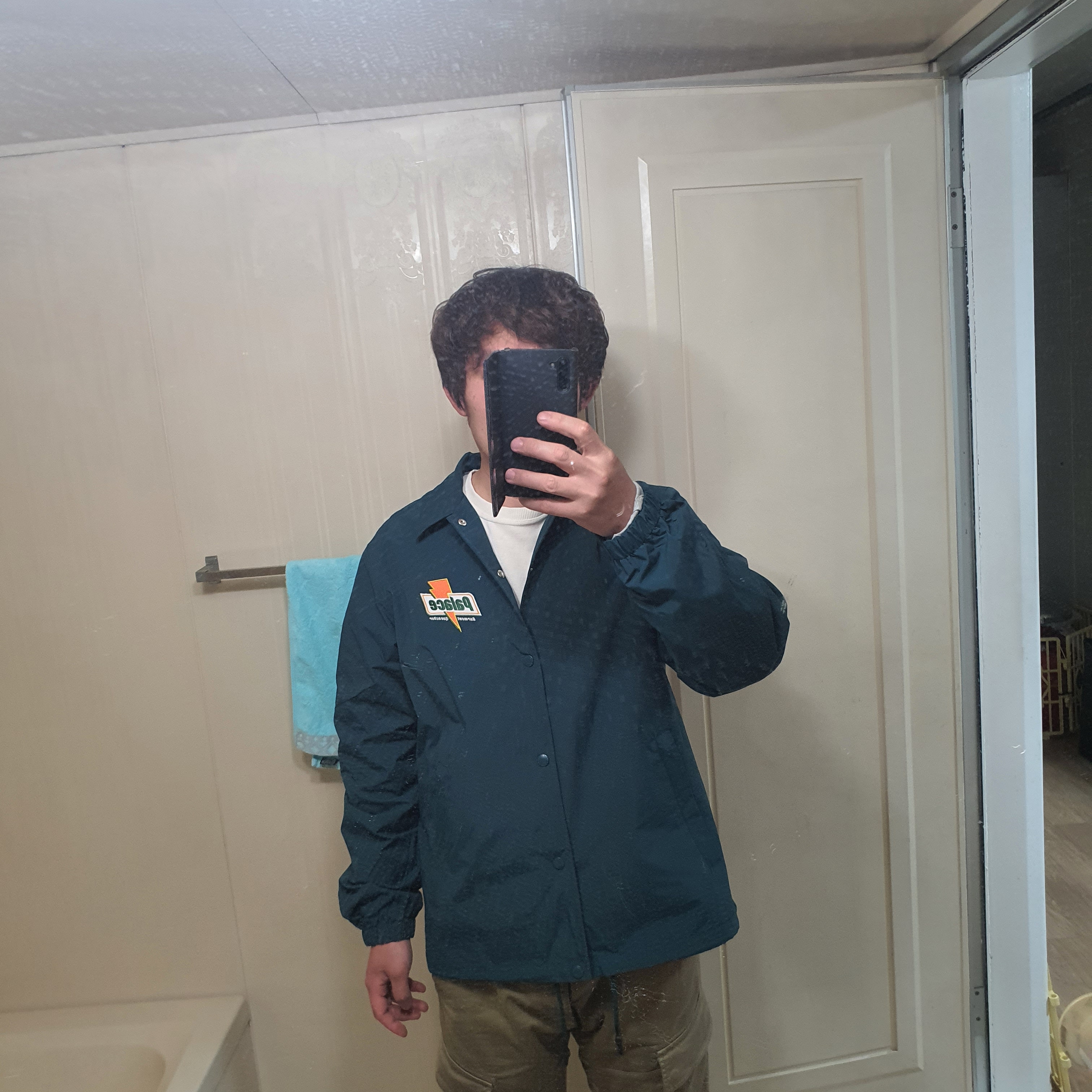 Palace Sugar Coach Jacket Dark Green - 21SS 착용 스타일 - 1