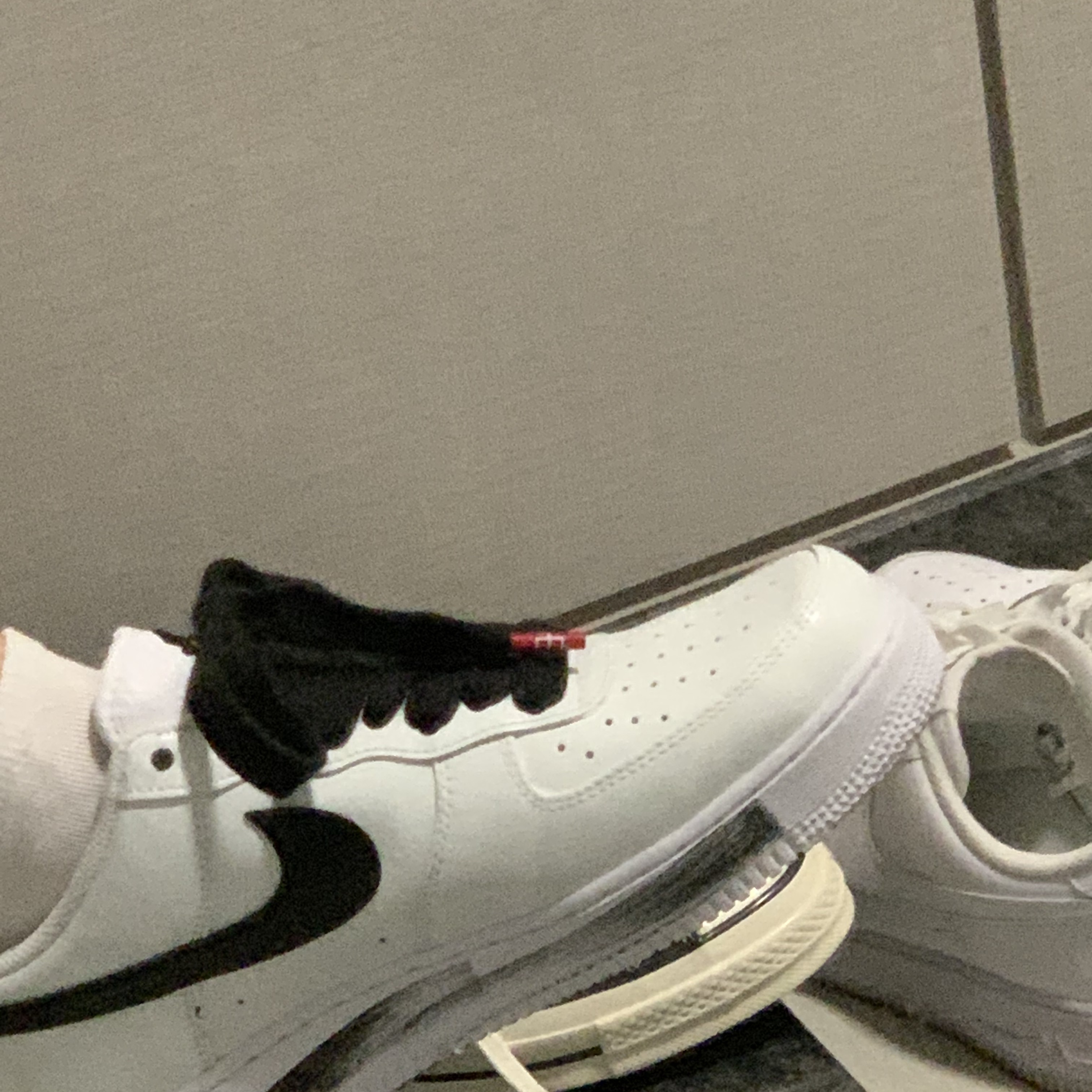 Nike x Peaceminusone Air Force 1 Low Para-Noise 2.0 착용 스타일