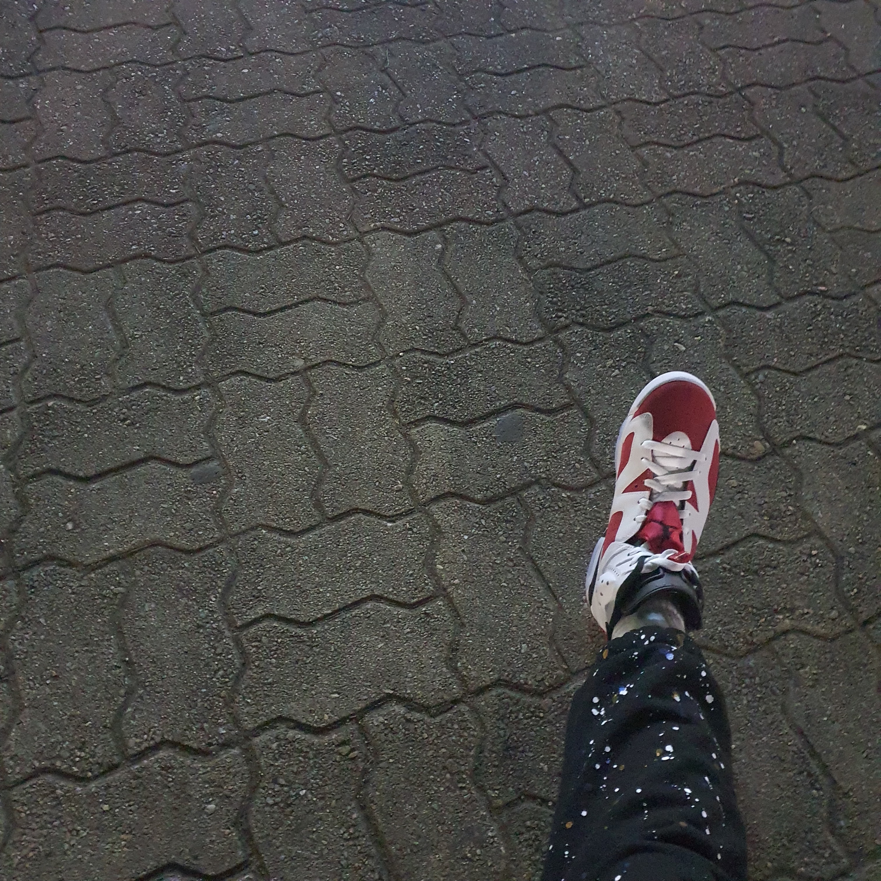 Jordan 6 Retro Carmine 2021 착용 스타일 - 1