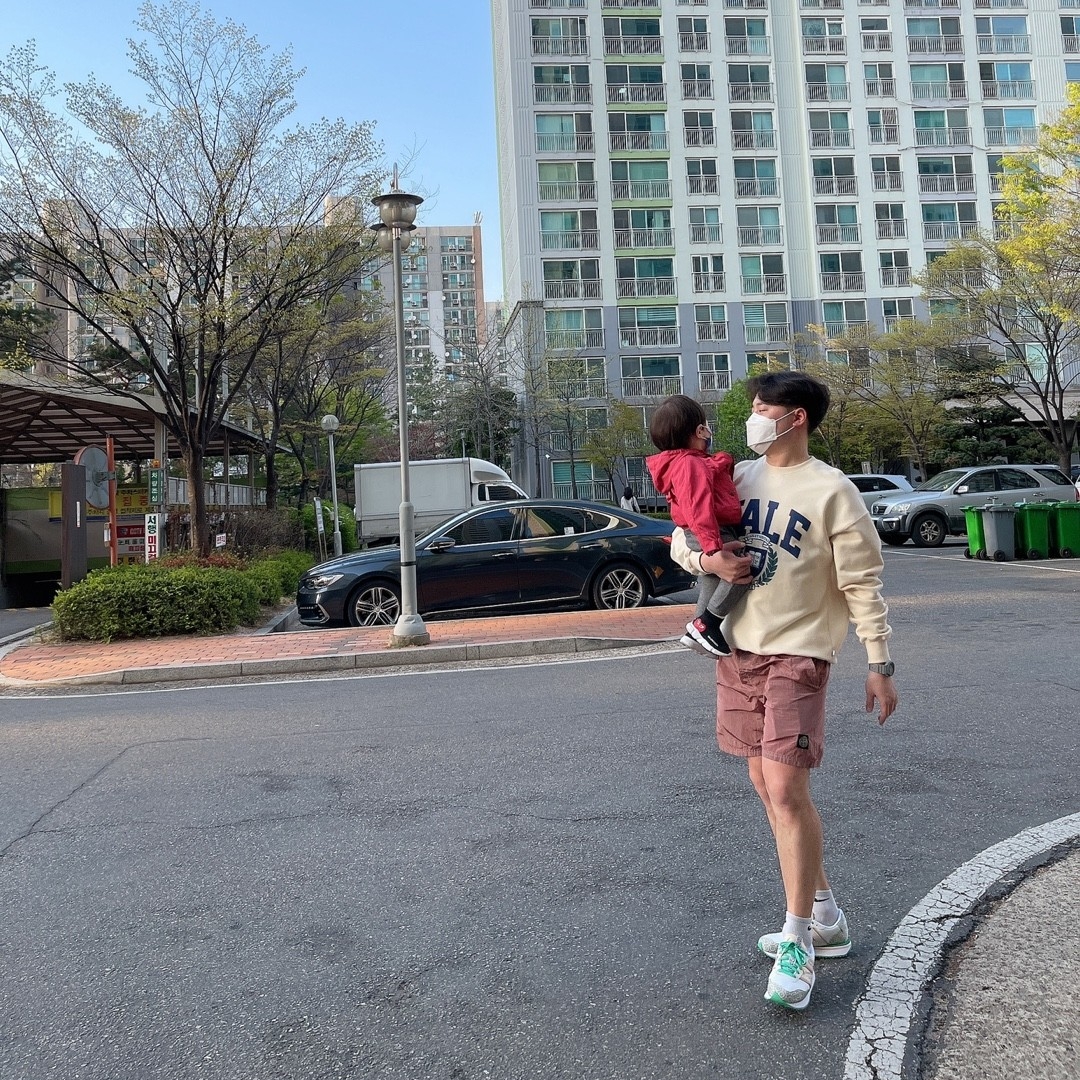 New Balance x Casablanca 237 Idealist Monogram White Green 착용 스타일 - 1