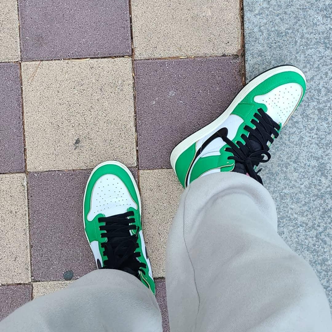 (W) Jordan 1 Retro High OG Lucky Green 착용 스타일
