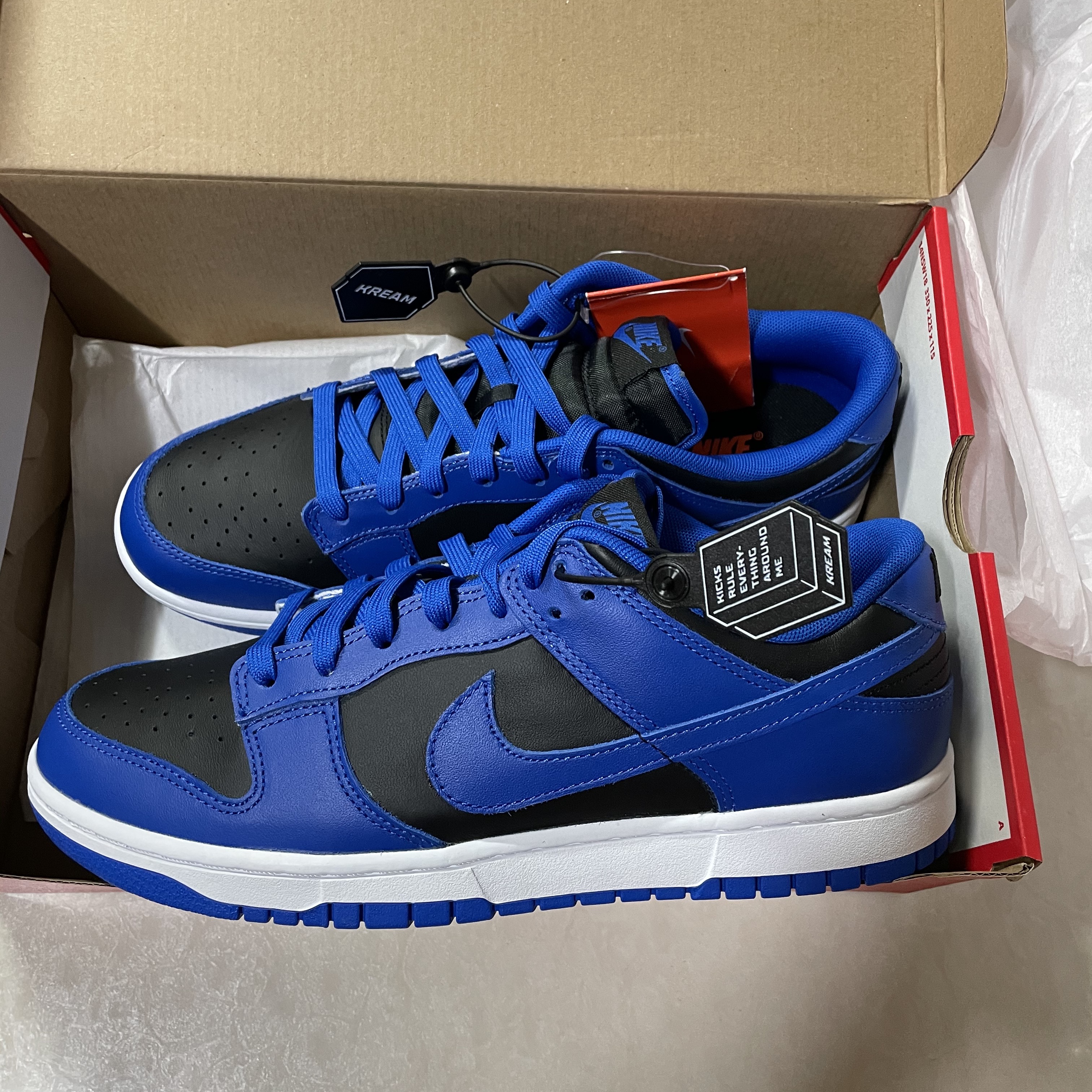 Nike Dunk Low Retro Hyper Cobalt 착용 스타일