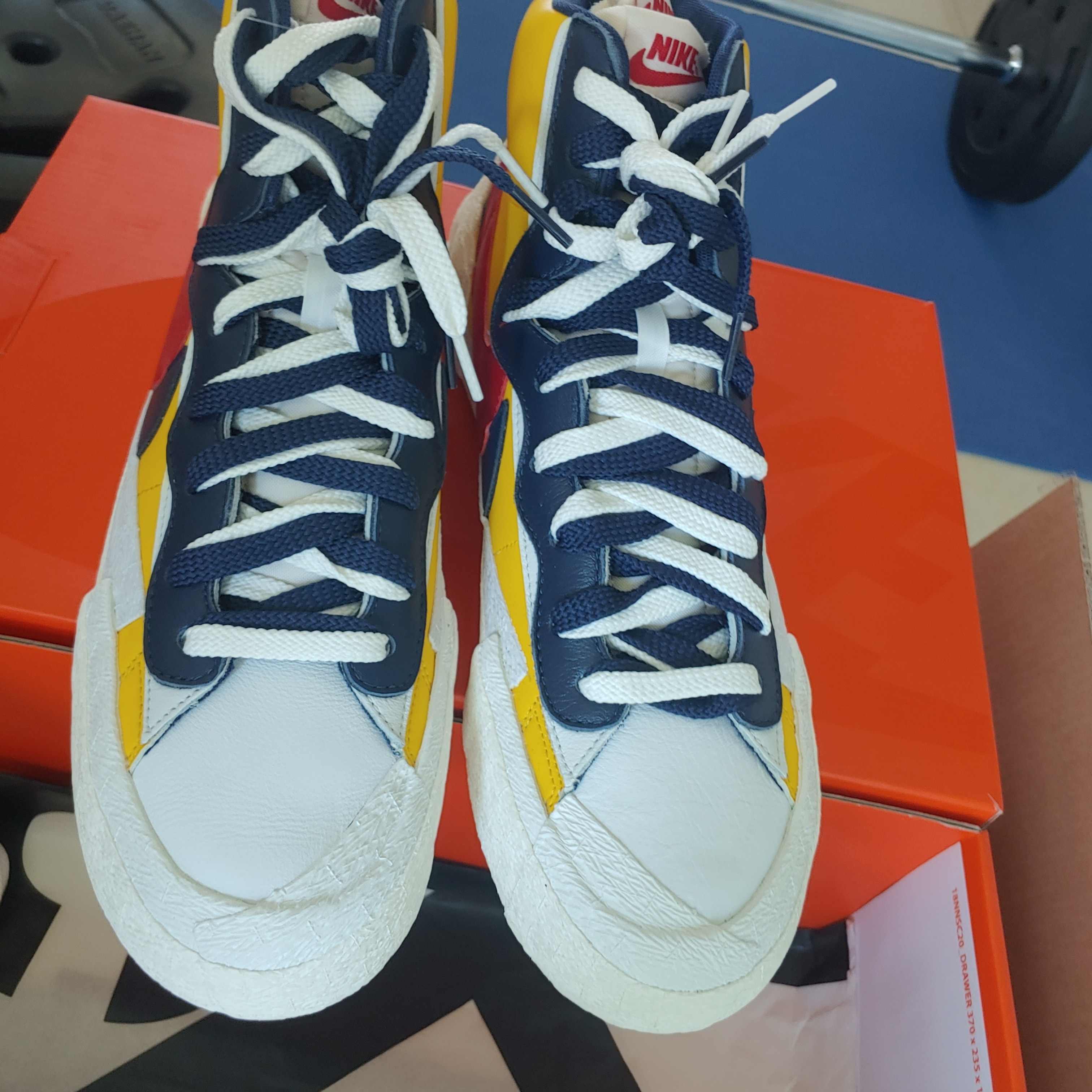 Nike x Sacai Blazer Mid Snow Beach 착용 스타일 - 3
