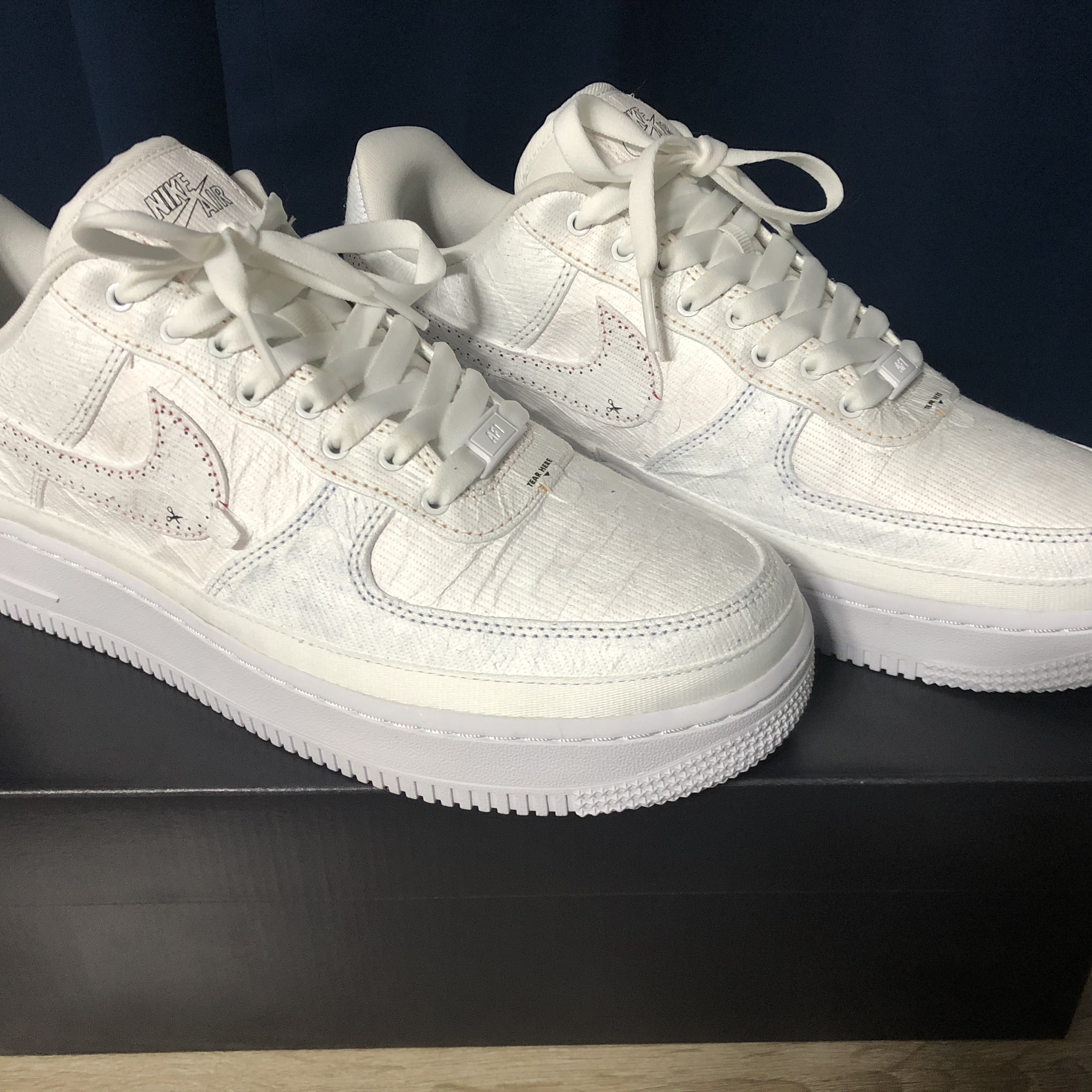 (W) Nike Air Force 1 LX Tear Away White 착용 스타일