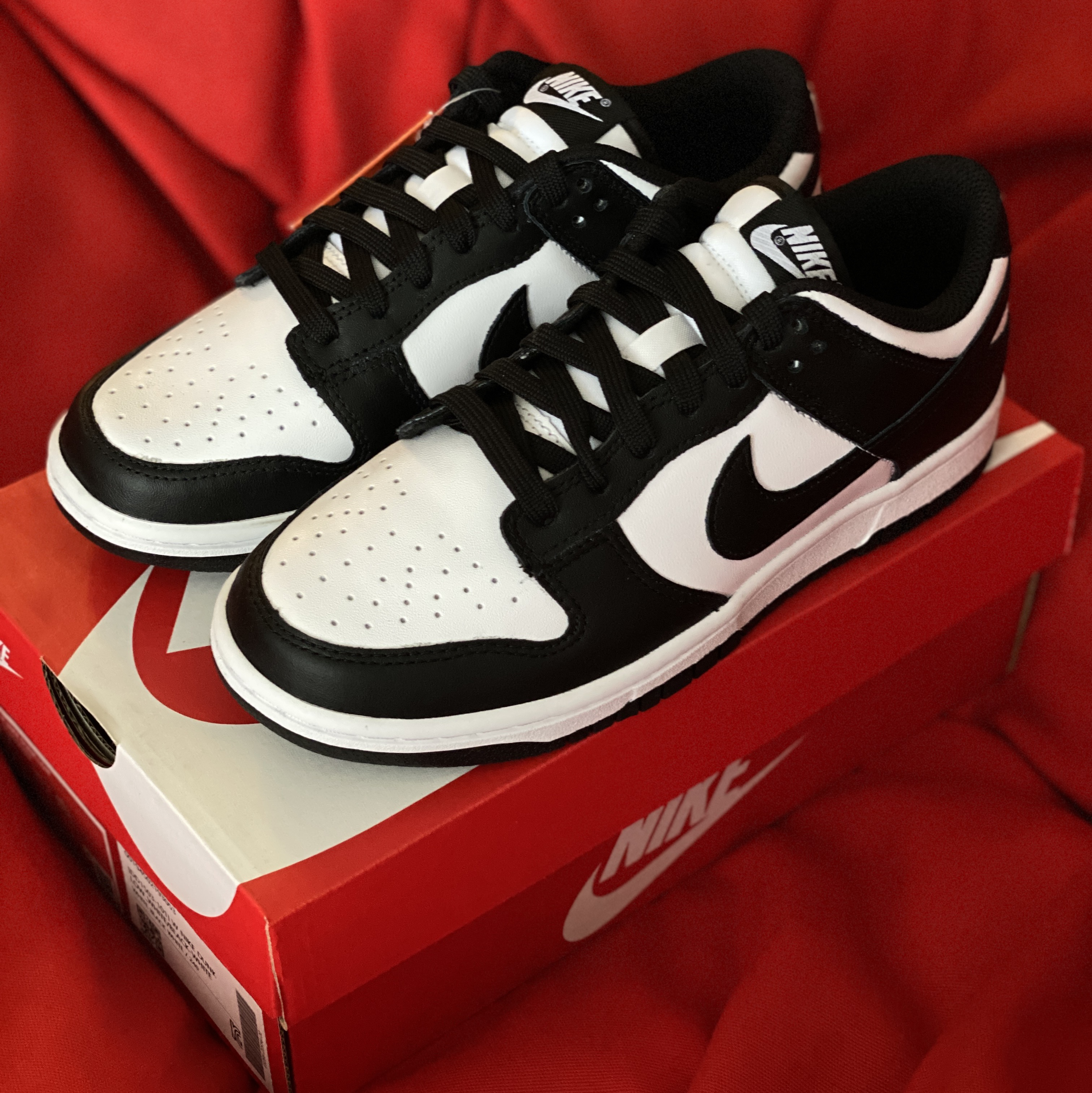 (W) Nike Dunk Low Black 착용 스타일