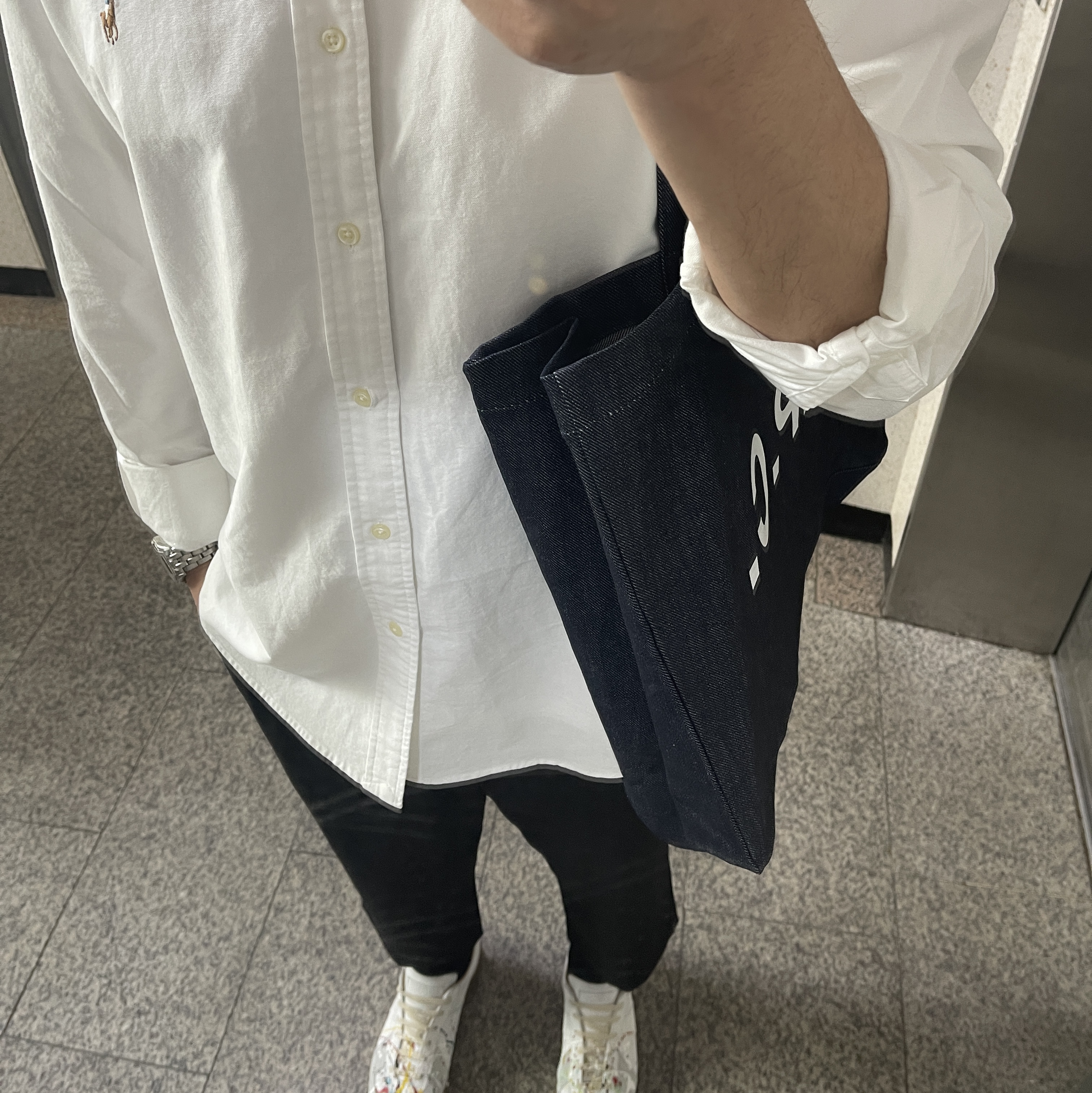 Maison Margiela Replica Paint Drop Sneakers 착용 스타일
