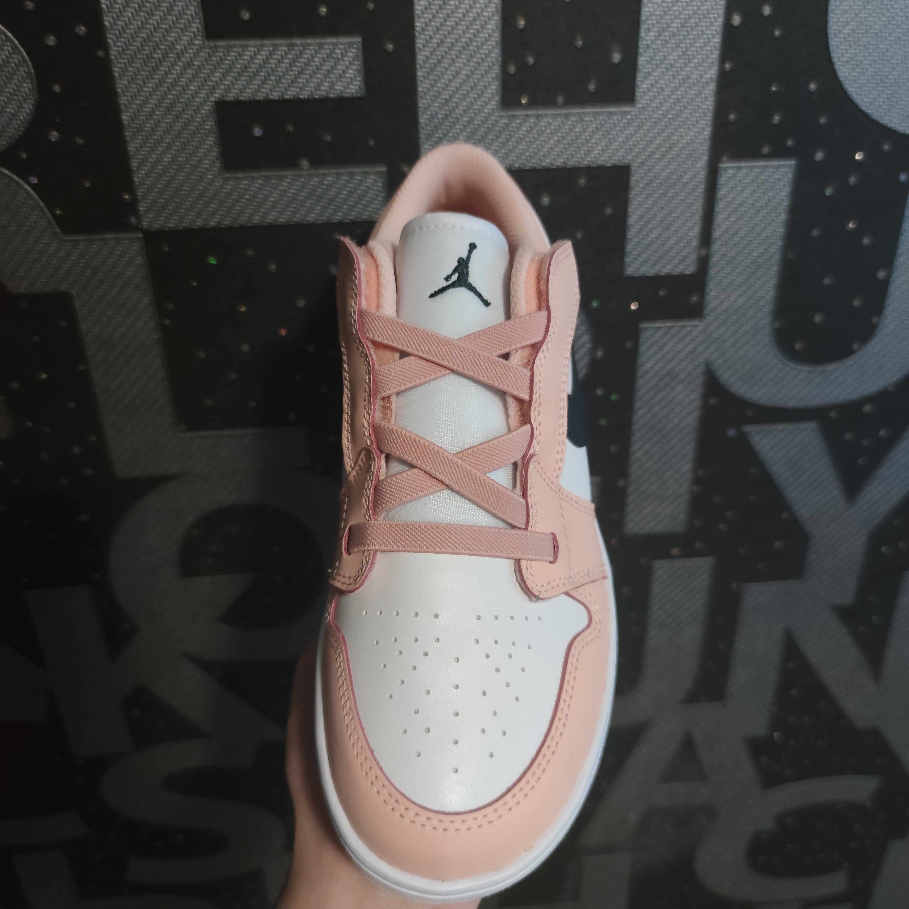 (TD) Jordan 1 Low Alt Arctic Orange 착용 스타일 - 4