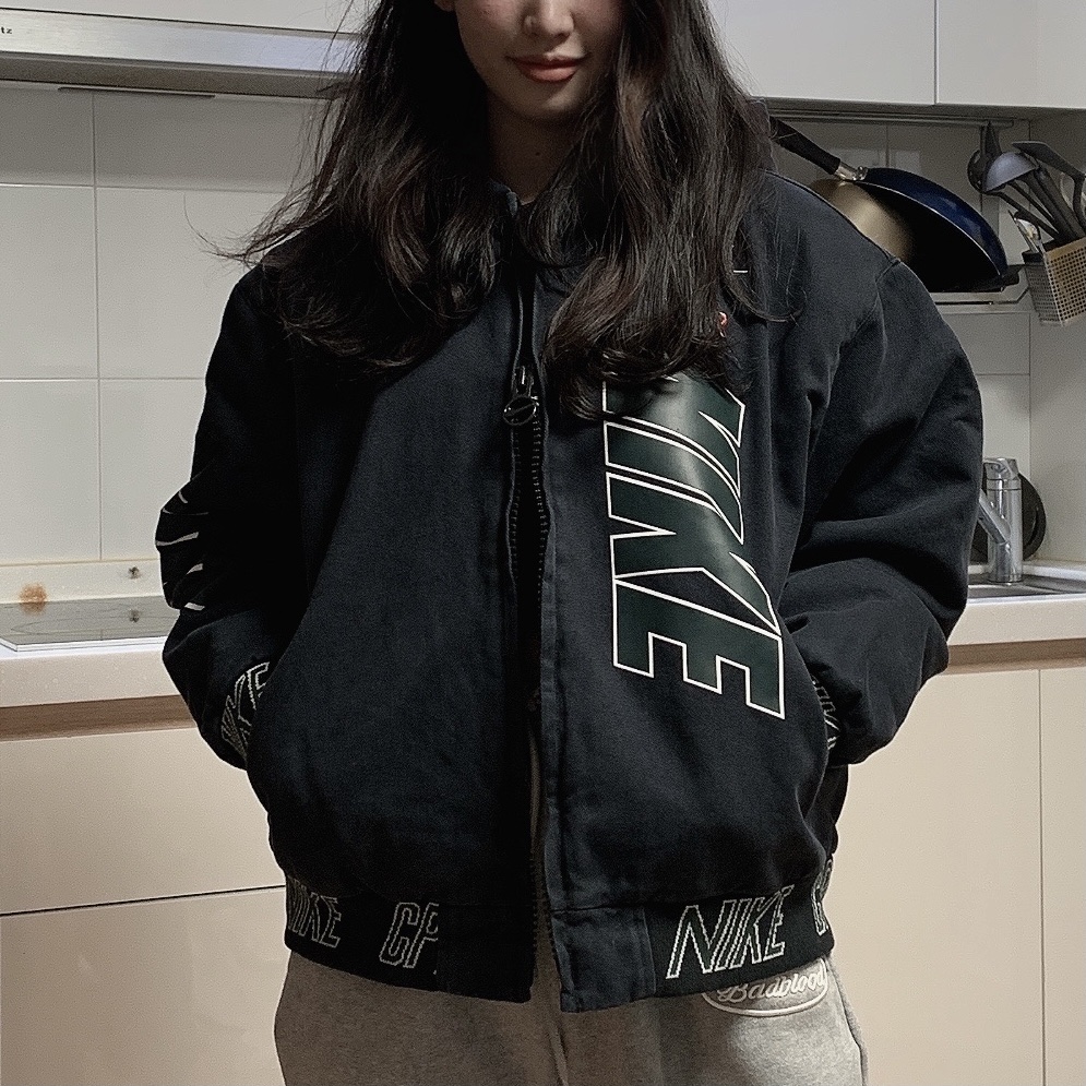 Nike x Cactus Plant Flea Market Workwear Jacket Black - Asia, Jordan 1 Retro High Rookie of the Year 착용 스타일 - 1