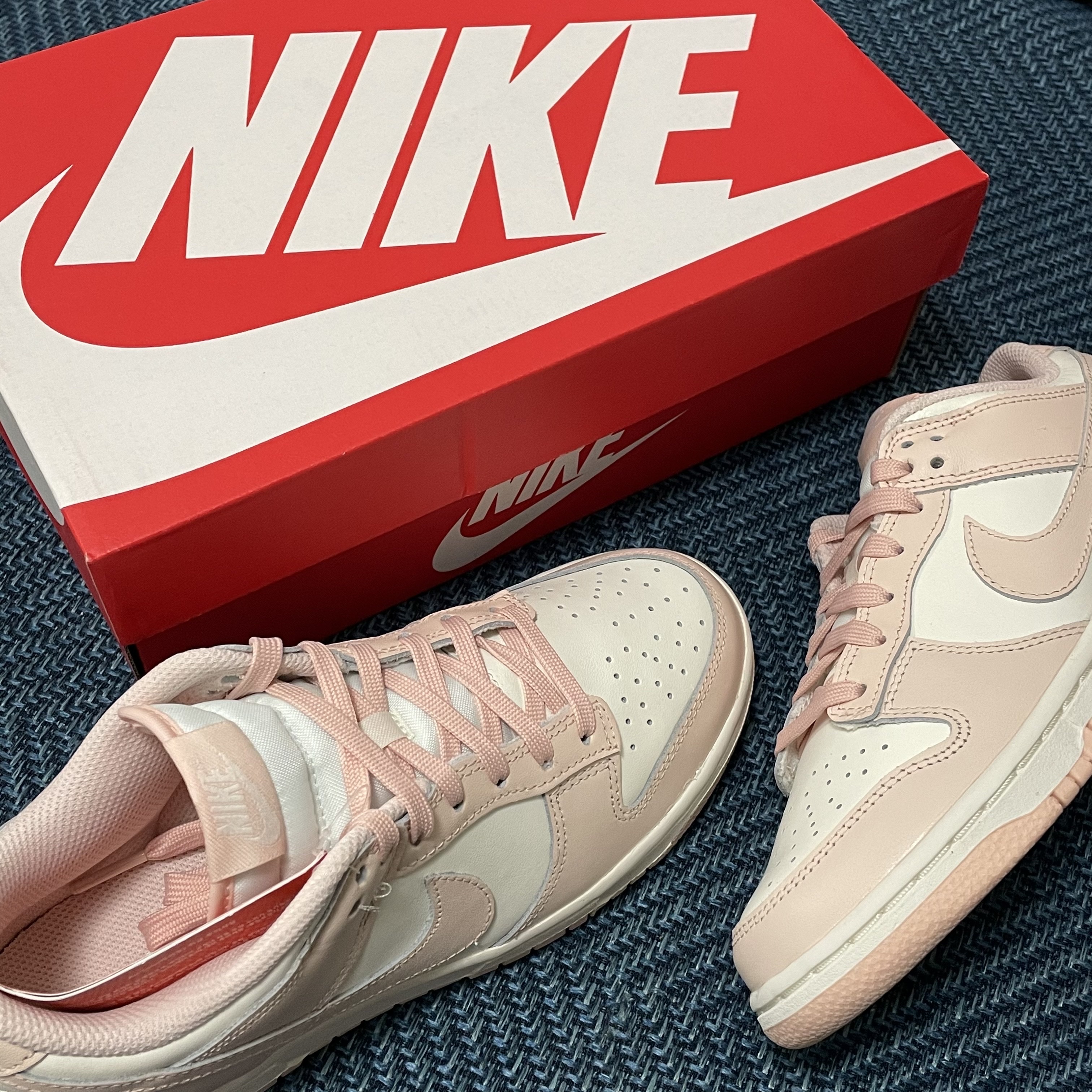 (W) Nike Dunk Low Orange Pearl 착용 스타일