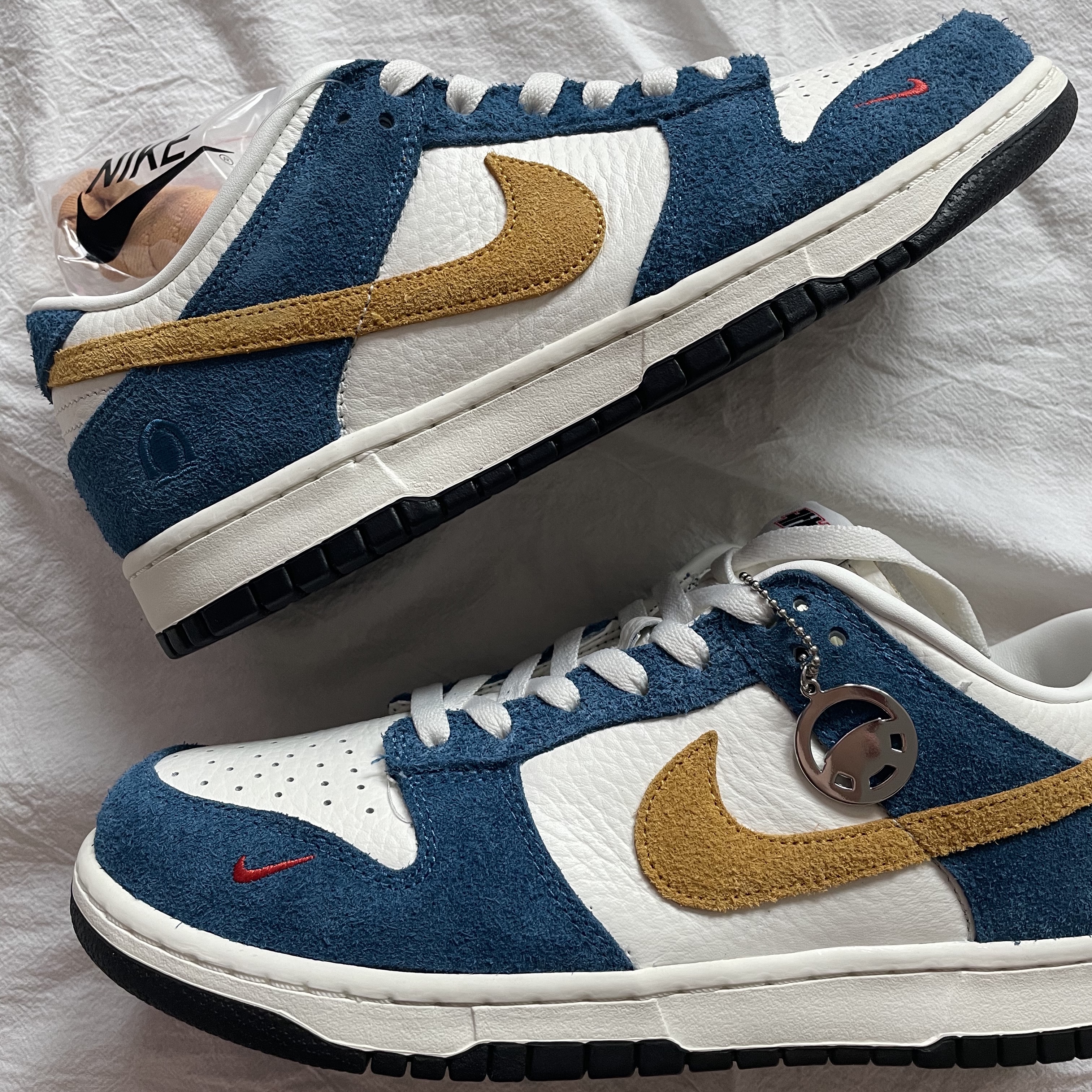 Nike x Kasina Dunk Low 80's Bus 착용 스타일