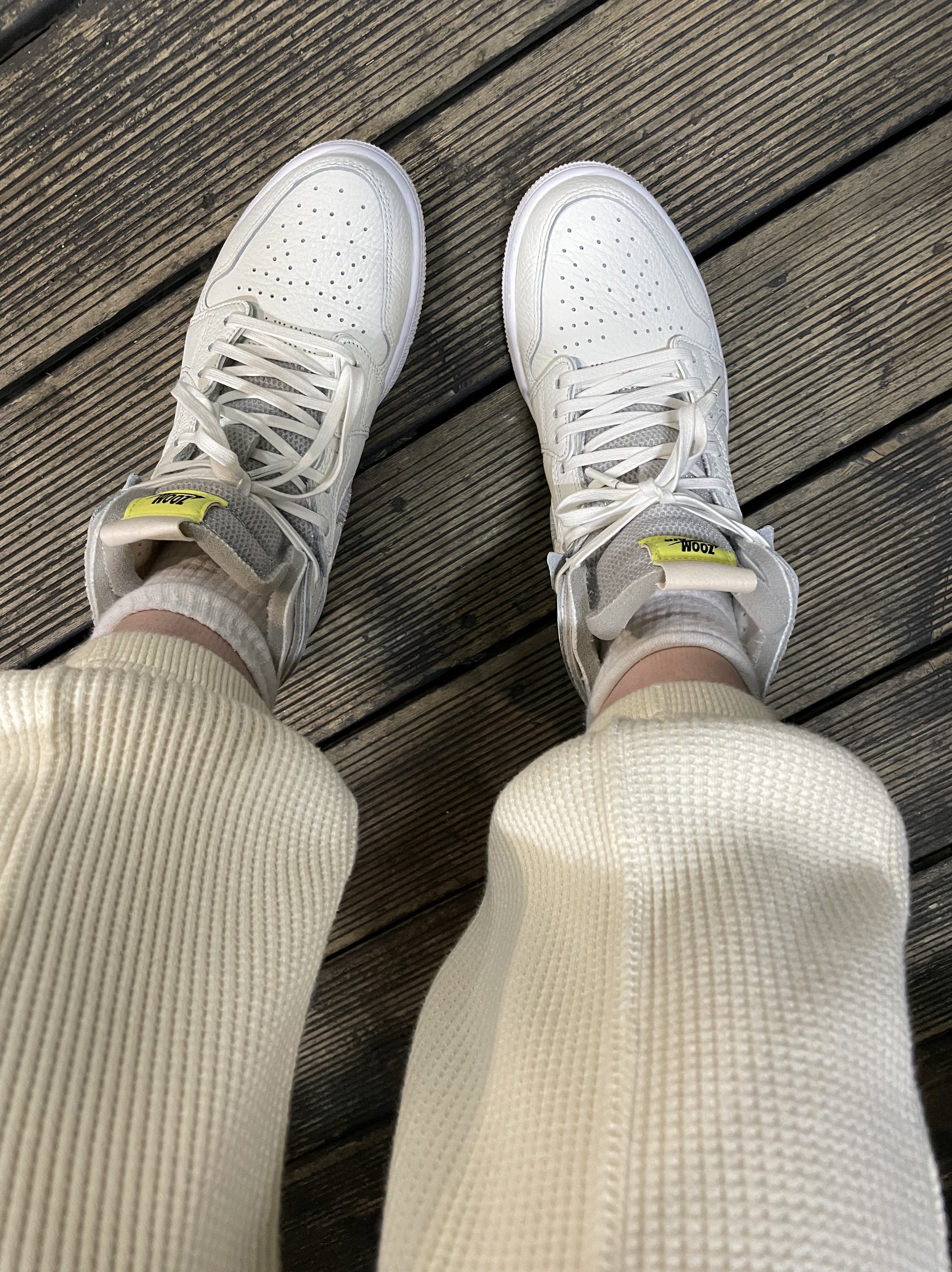 (W) Jordan 1 Zoom Air CMFT Sail 착용 스타일