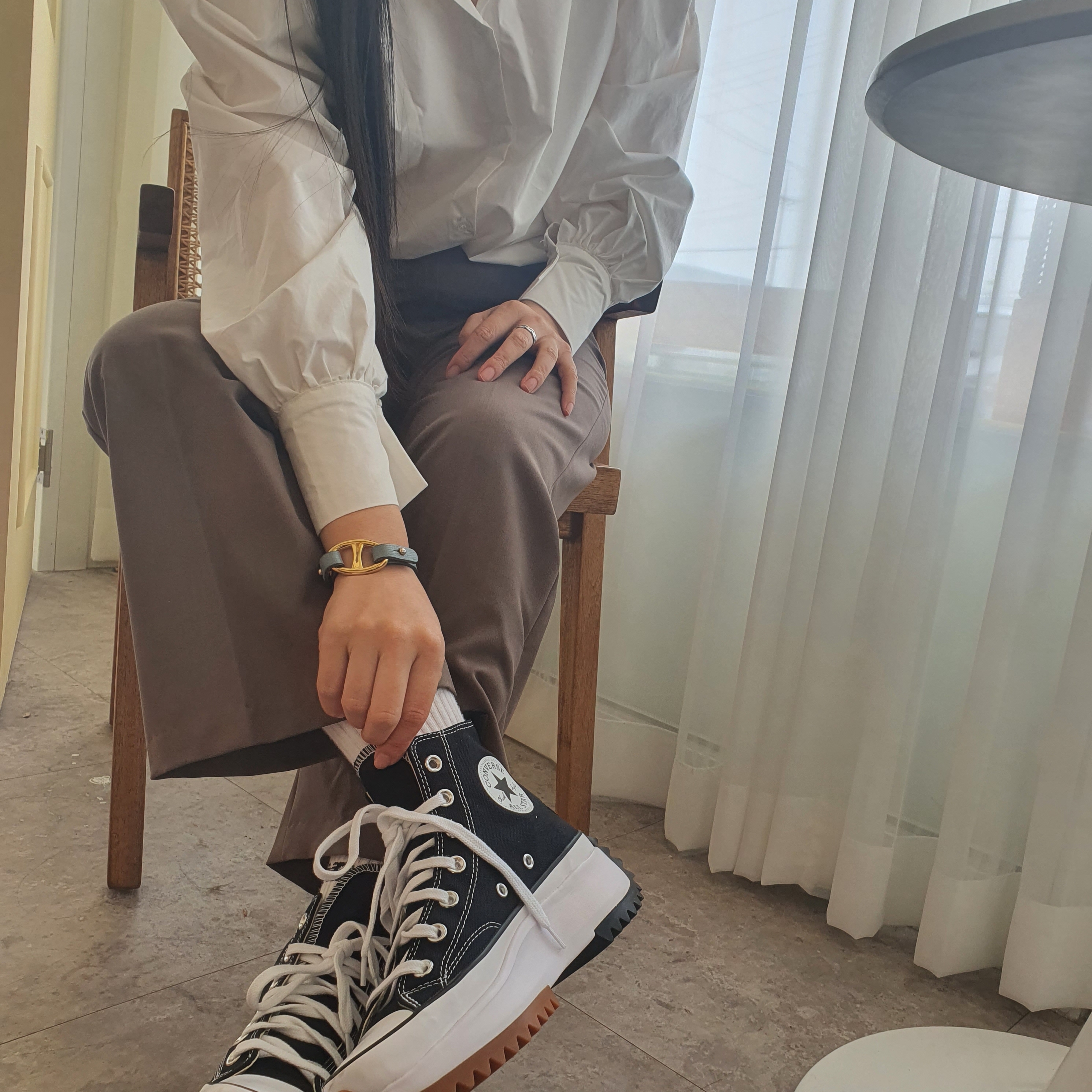 Converse Run Star Hike Hi Black White Gum 착용 스타일