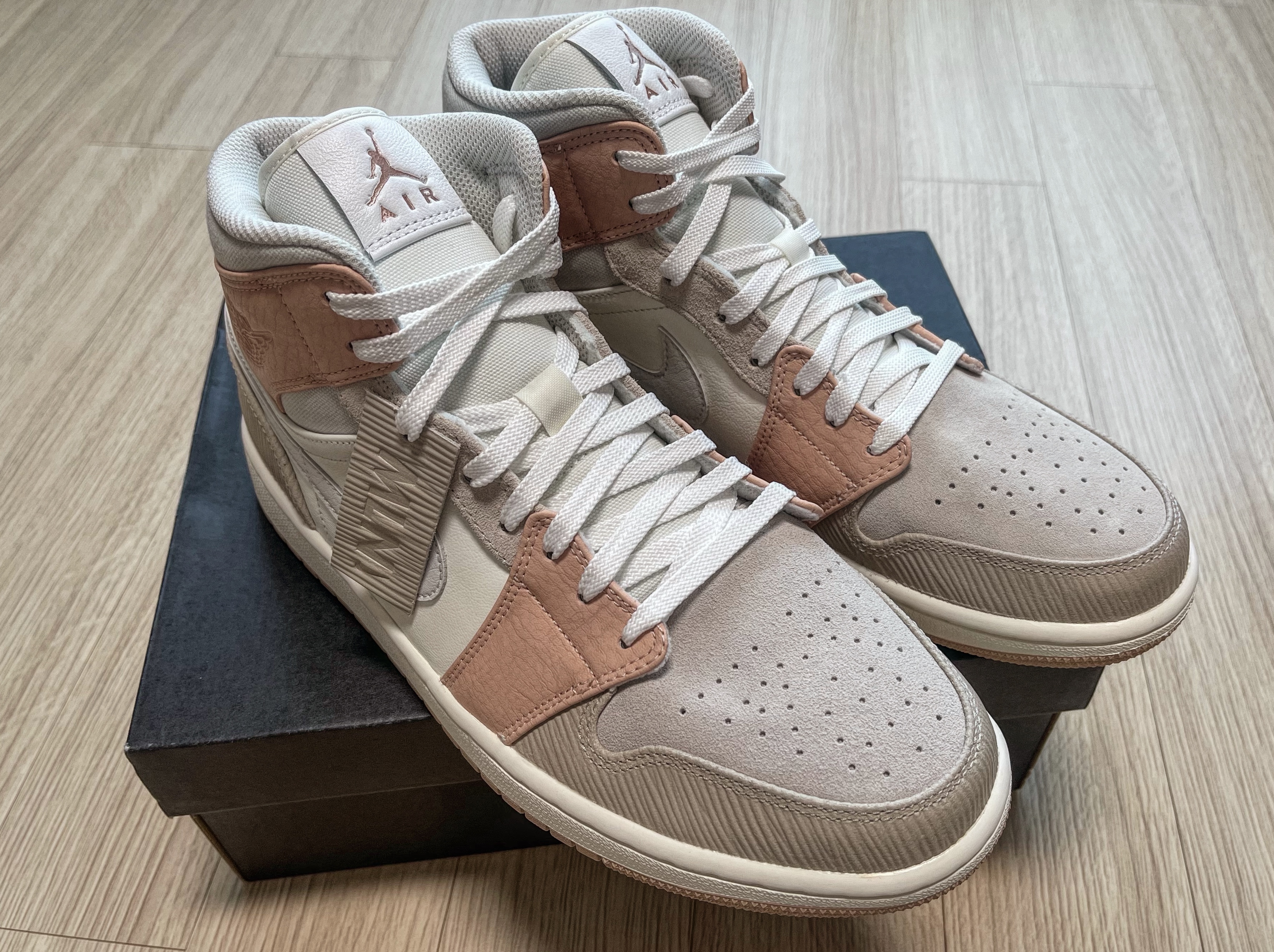 Jordan 1 Mid Milan 착용 스타일 - 1