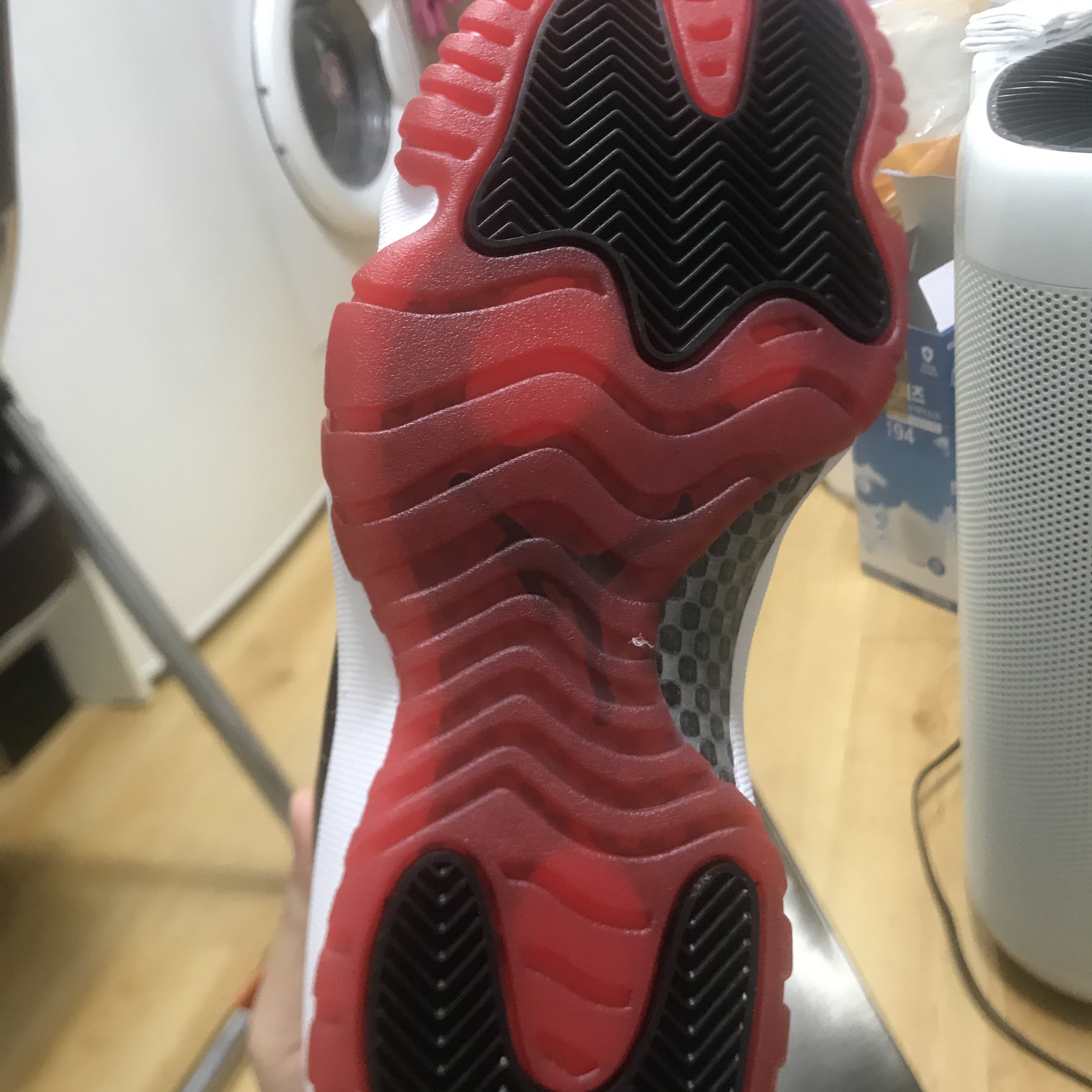 Jordan 11 Retro Low Concord Bred 착용 스타일 - 4