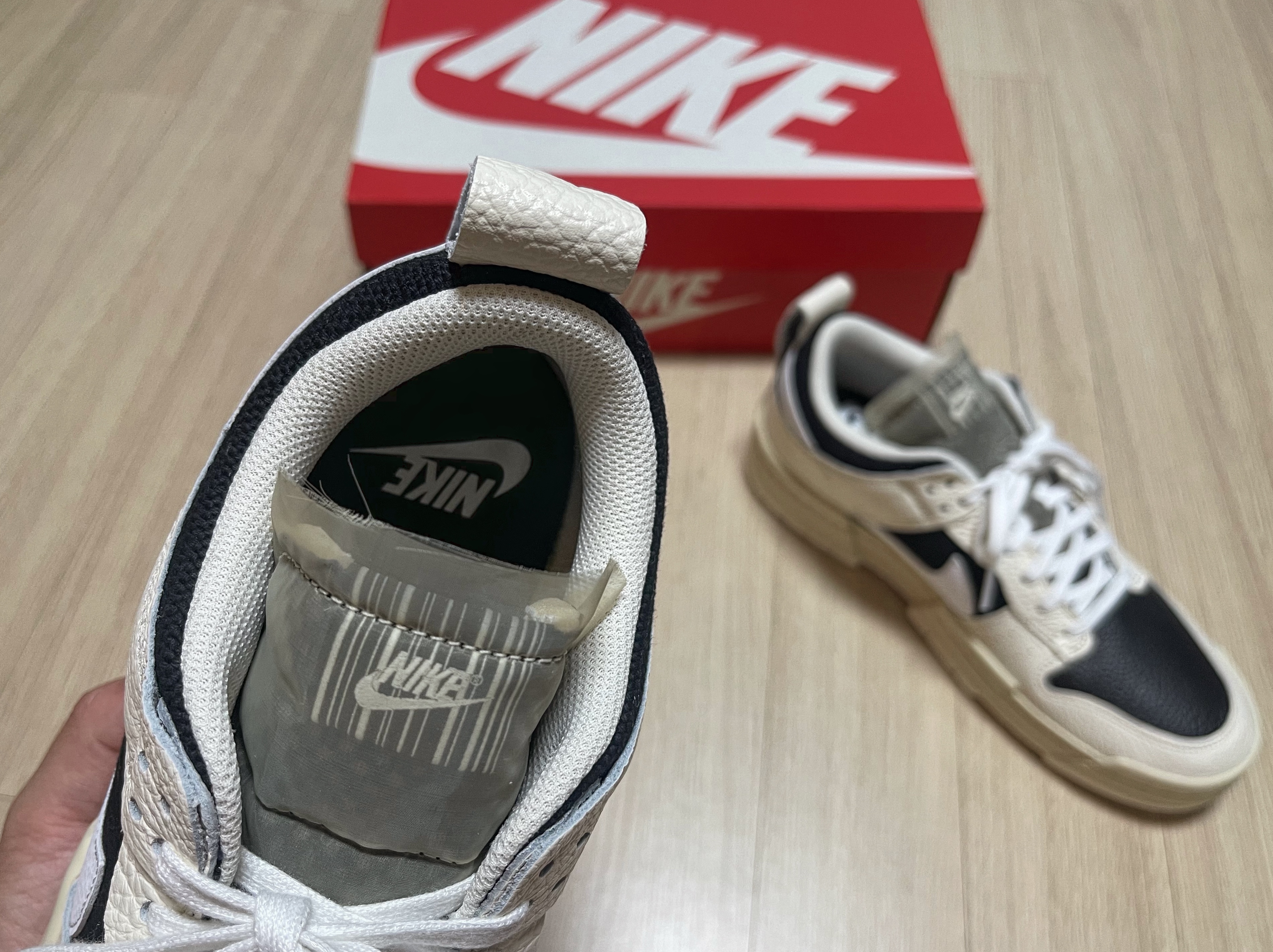 (W) Nike Dunk Low Disrupt Pale Ivory 착용 스타일 - 4