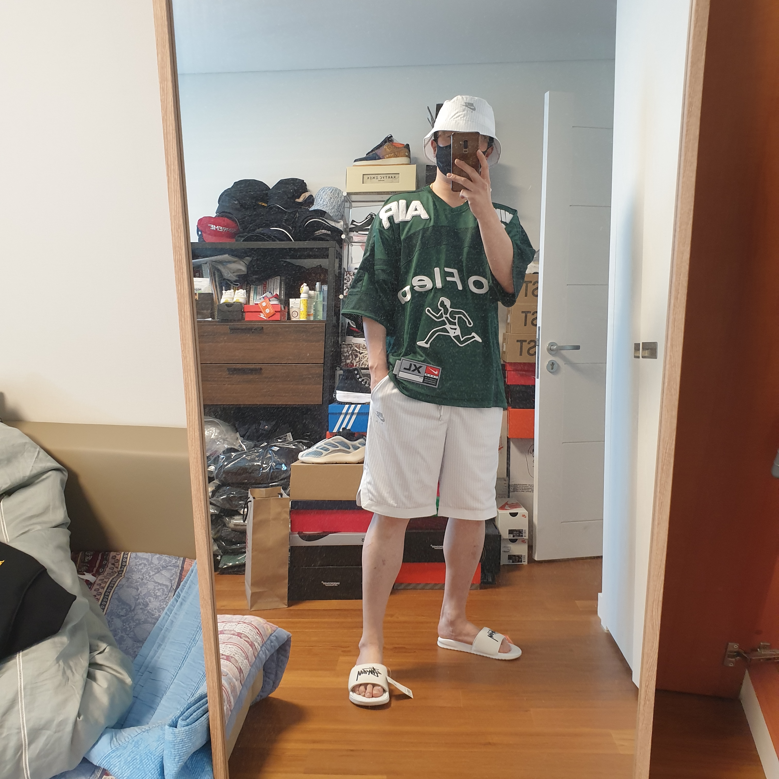 Nike x Kim Jones Bucket Hat White, Nike x Kim Jones Mesh Shorts White - Asia 착용 스타일 - 1