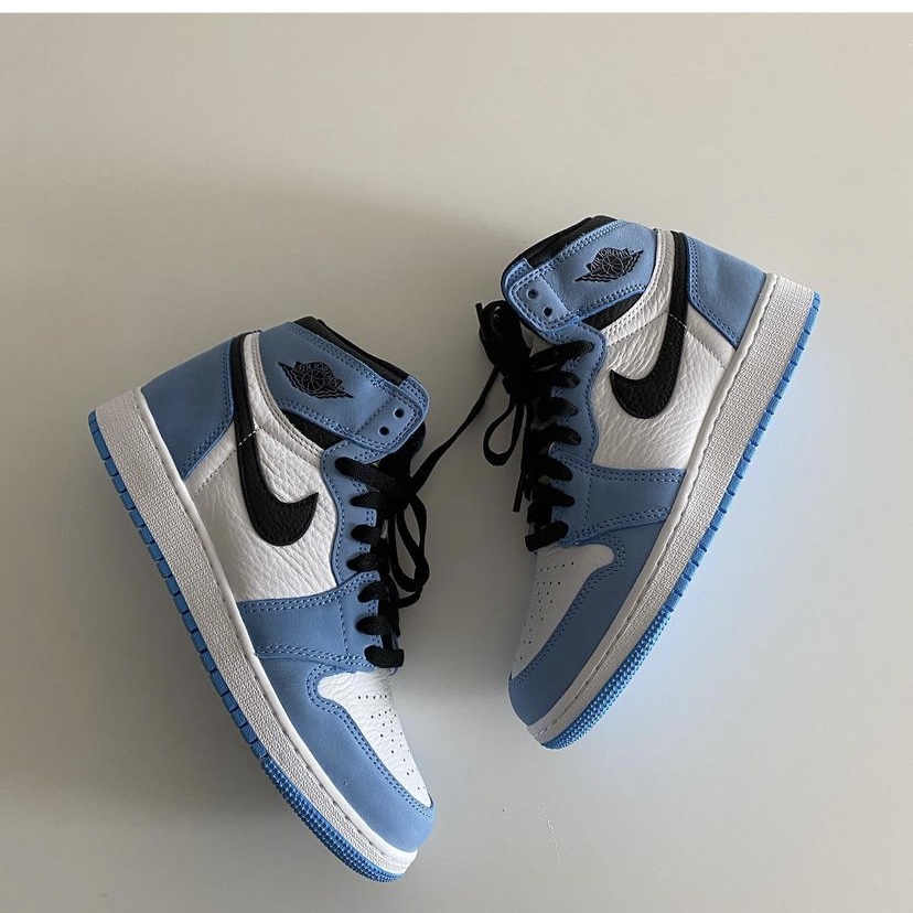 (GS) Jordan 1 Retro High OG University Blue, Jordan 1 Retro High OG University Blue 착용 스타일 - 4