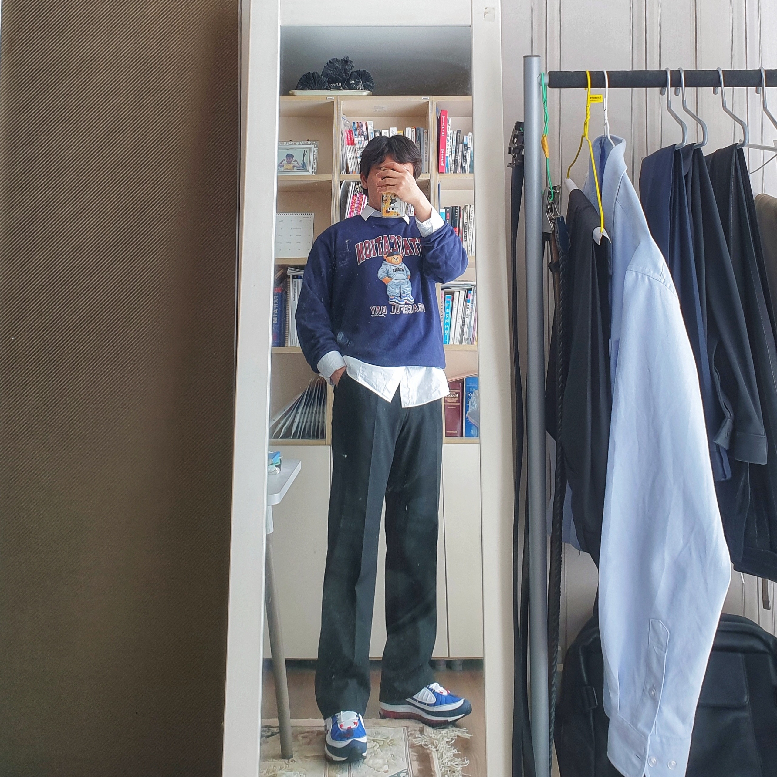 Nike Air Max 98 Gundam 2018, Jordan 1 x Dior High OG 착용 스타일 - 3