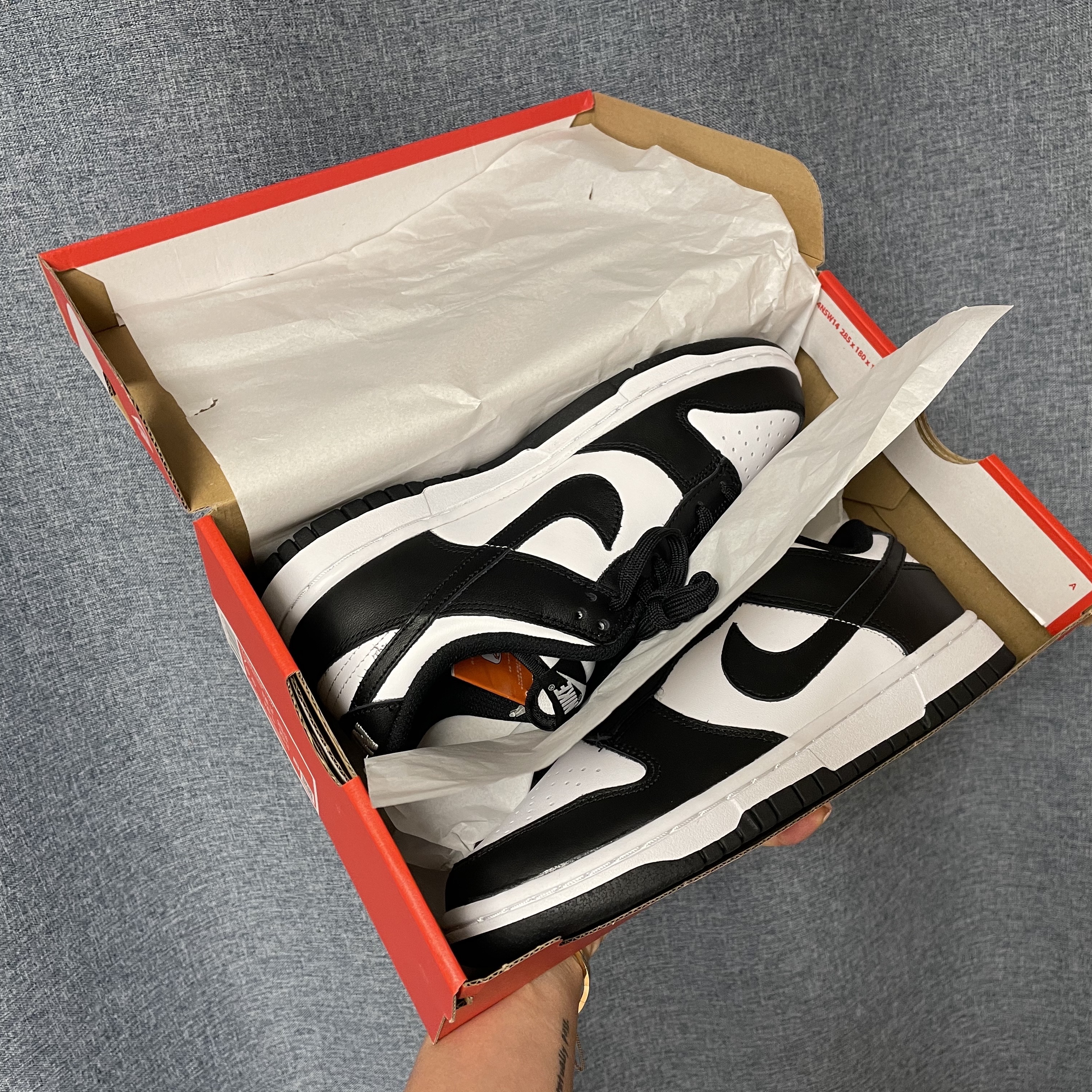 (W) Nike Dunk Low Black 착용 스타일 - 2