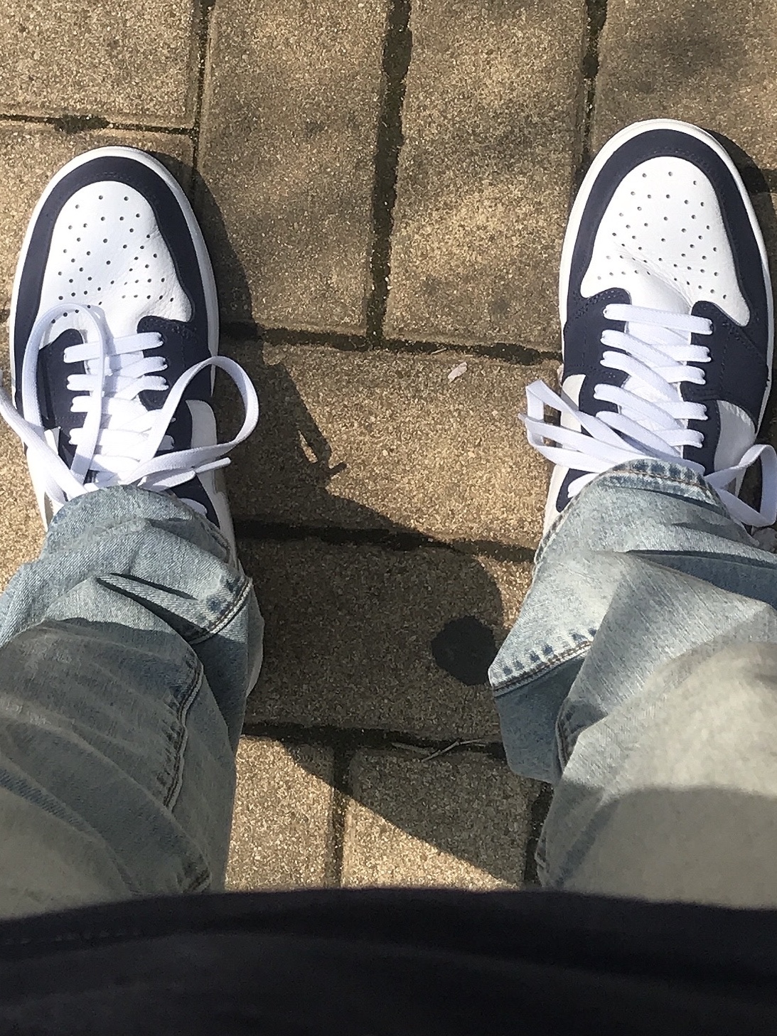 Jordan 1 Retro High OG CO.JP Midnight Navy 착용 스타일 - 2