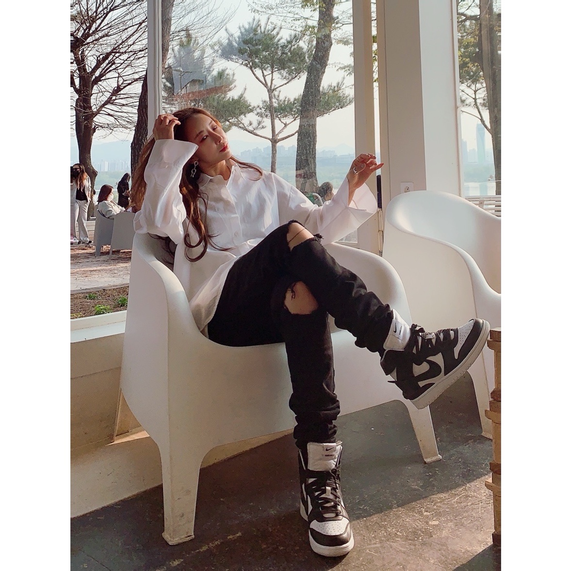 Nike x Ambush Dunk High Black 착용 스타일 - 2