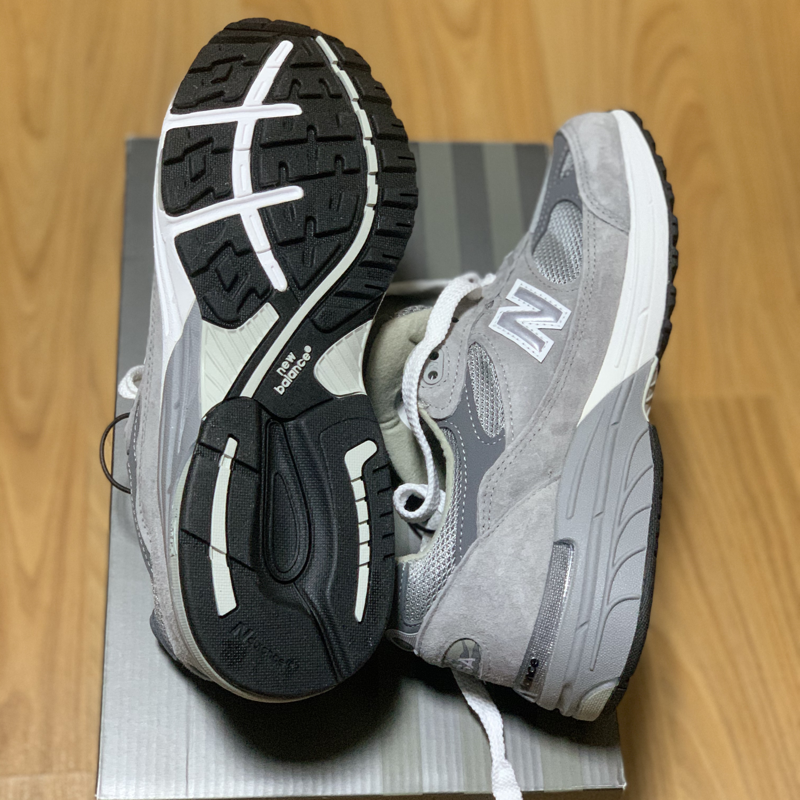 (W) New Balance 993 Made in USA Grey - B Standard 착용 스타일 - 4