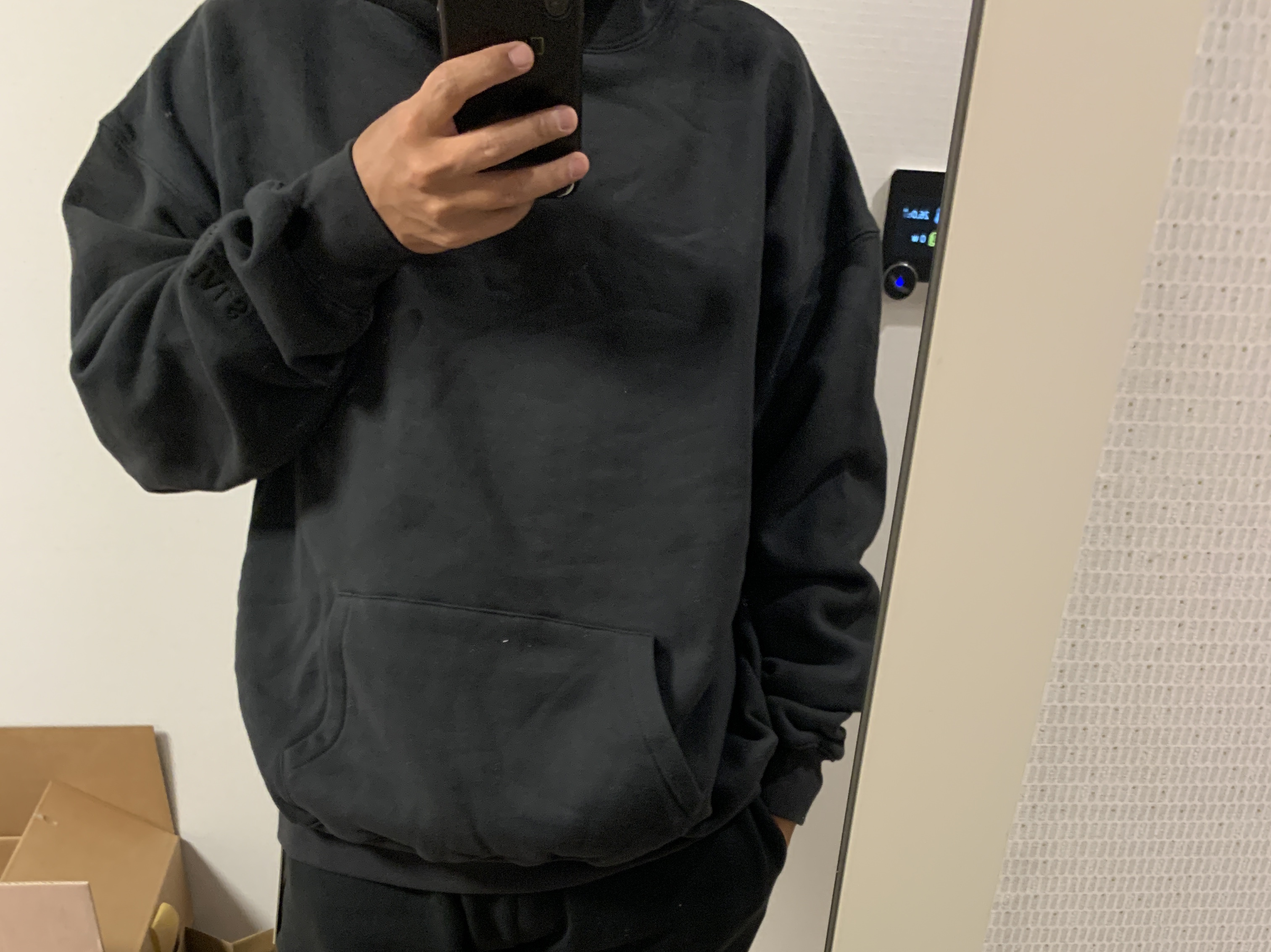 Essentials 3D Silicon Applique Pullover Hoodie Dark Slate/Black 2020 착용 스타일 - 4