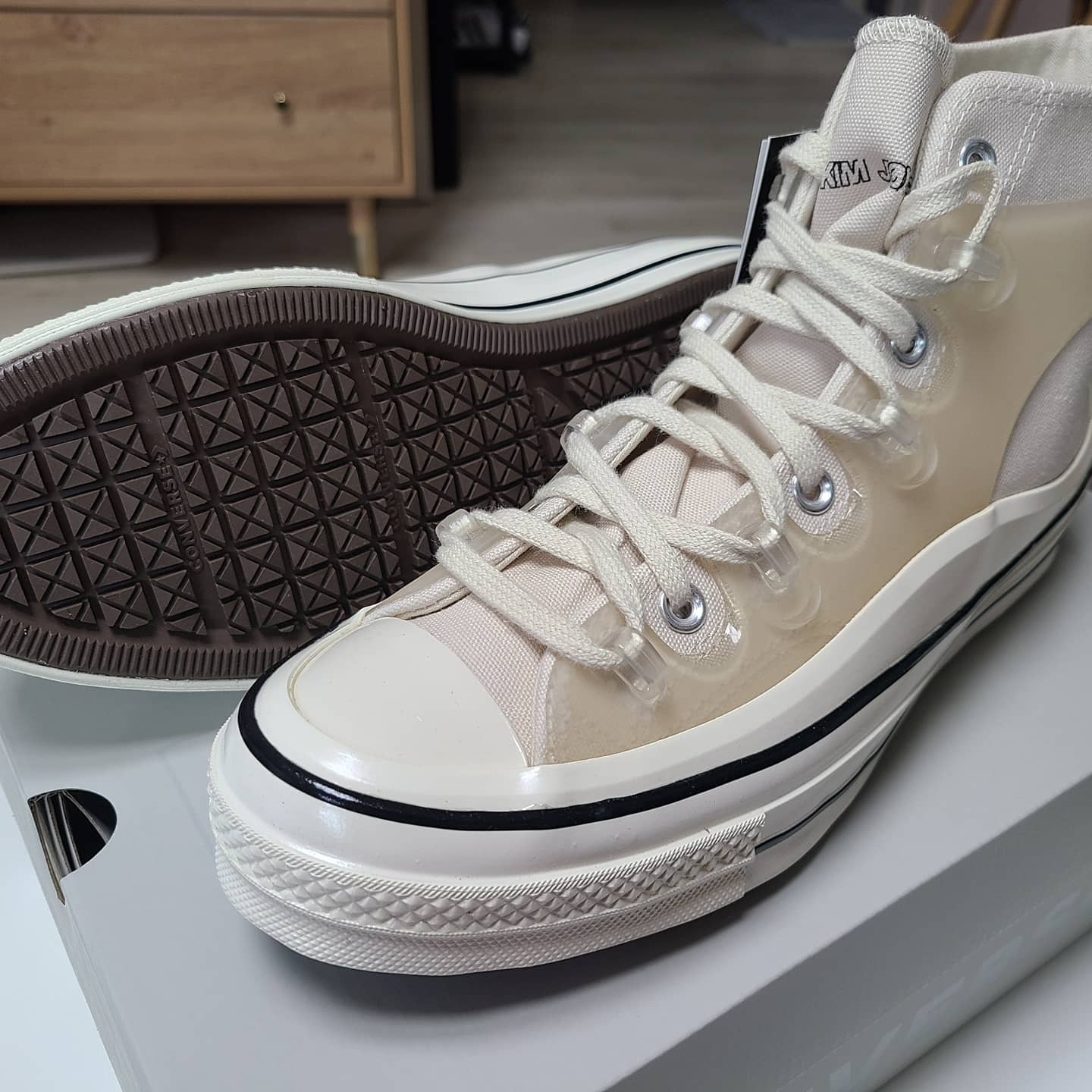 Converse x Kim Jones Chuck 70 Utility Wave High Natural Ivory 착용 스타일 - 3