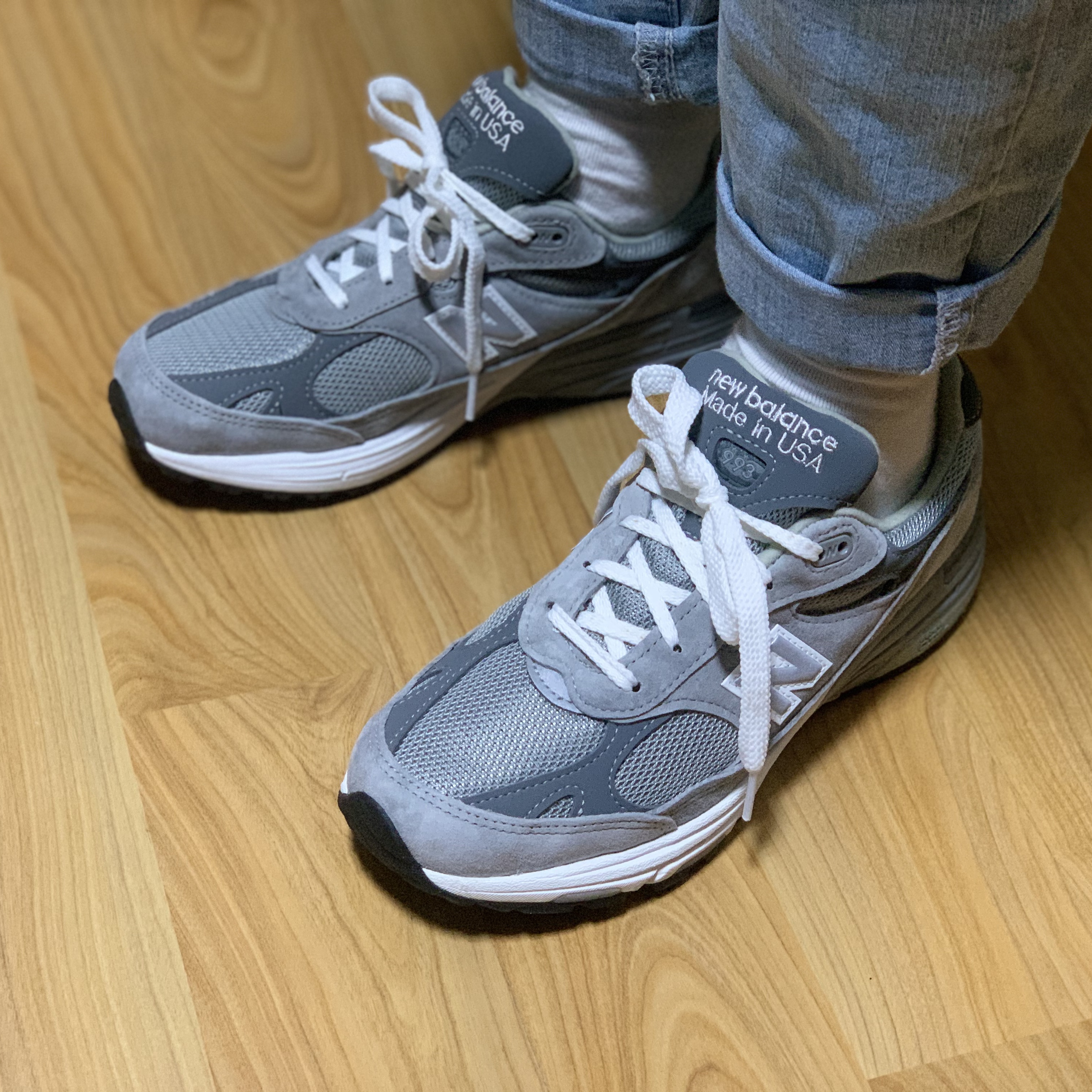 (W) New Balance 993 Made in USA Grey - B Standard 착용 스타일 - 3