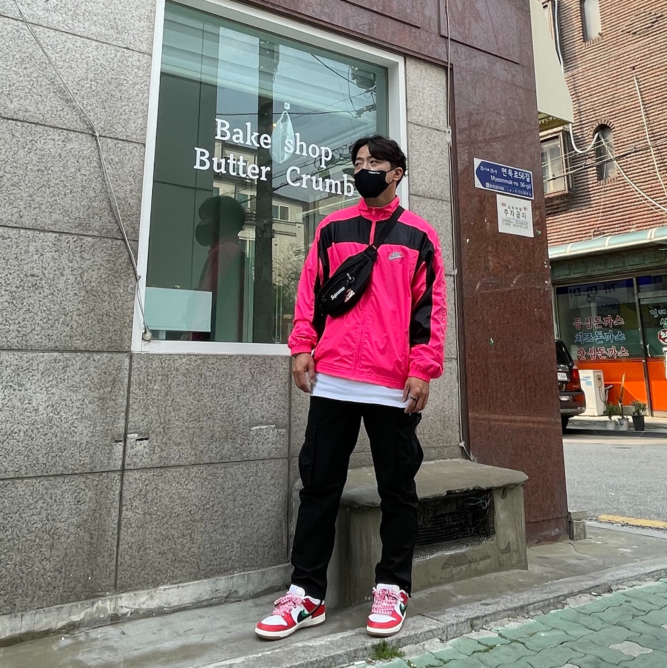 Nike x Frame Skate SB Dunk Low Pro Habibi 착용 스타일