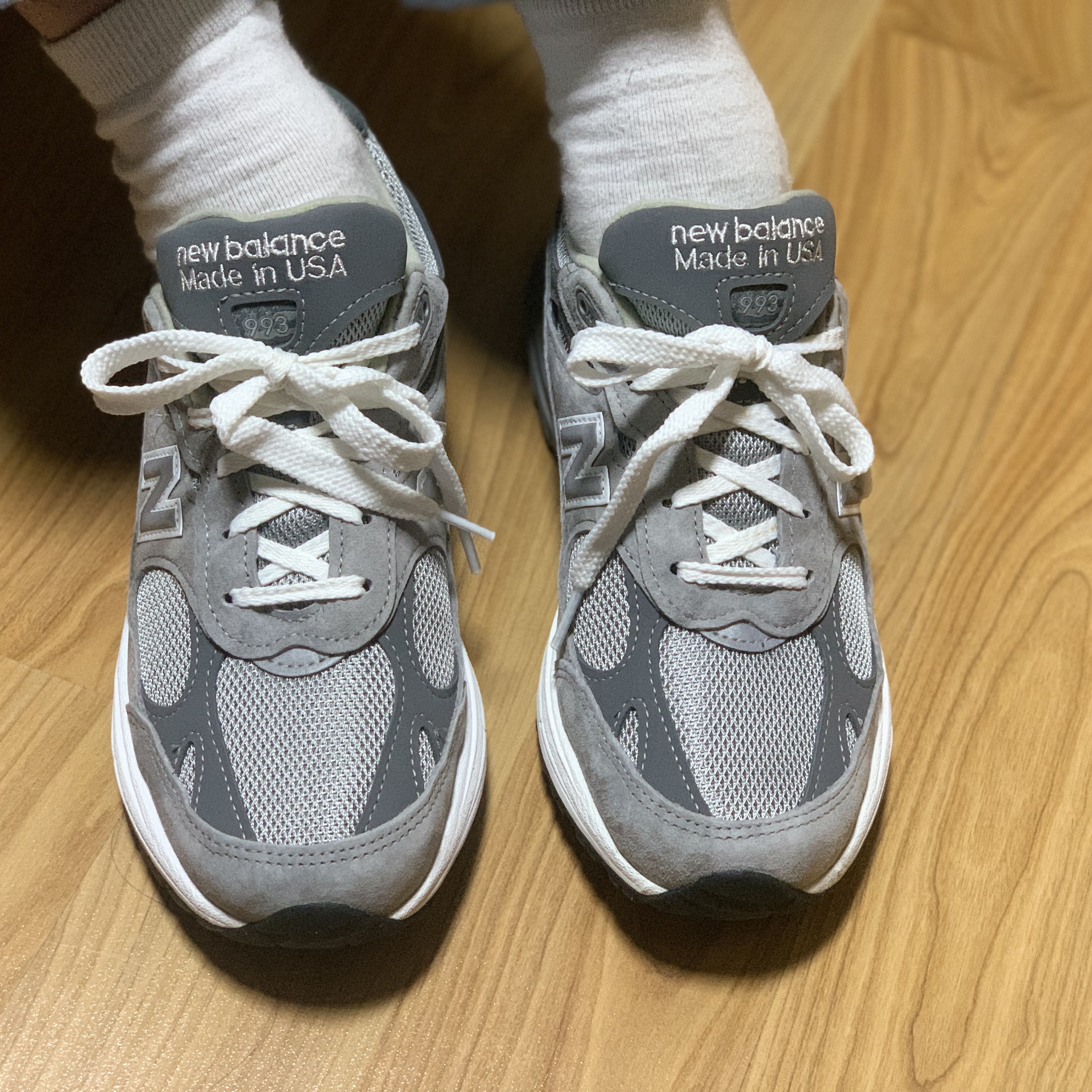 (W) New Balance 993 Made in USA Grey - B Standard 착용 스타일 - 2