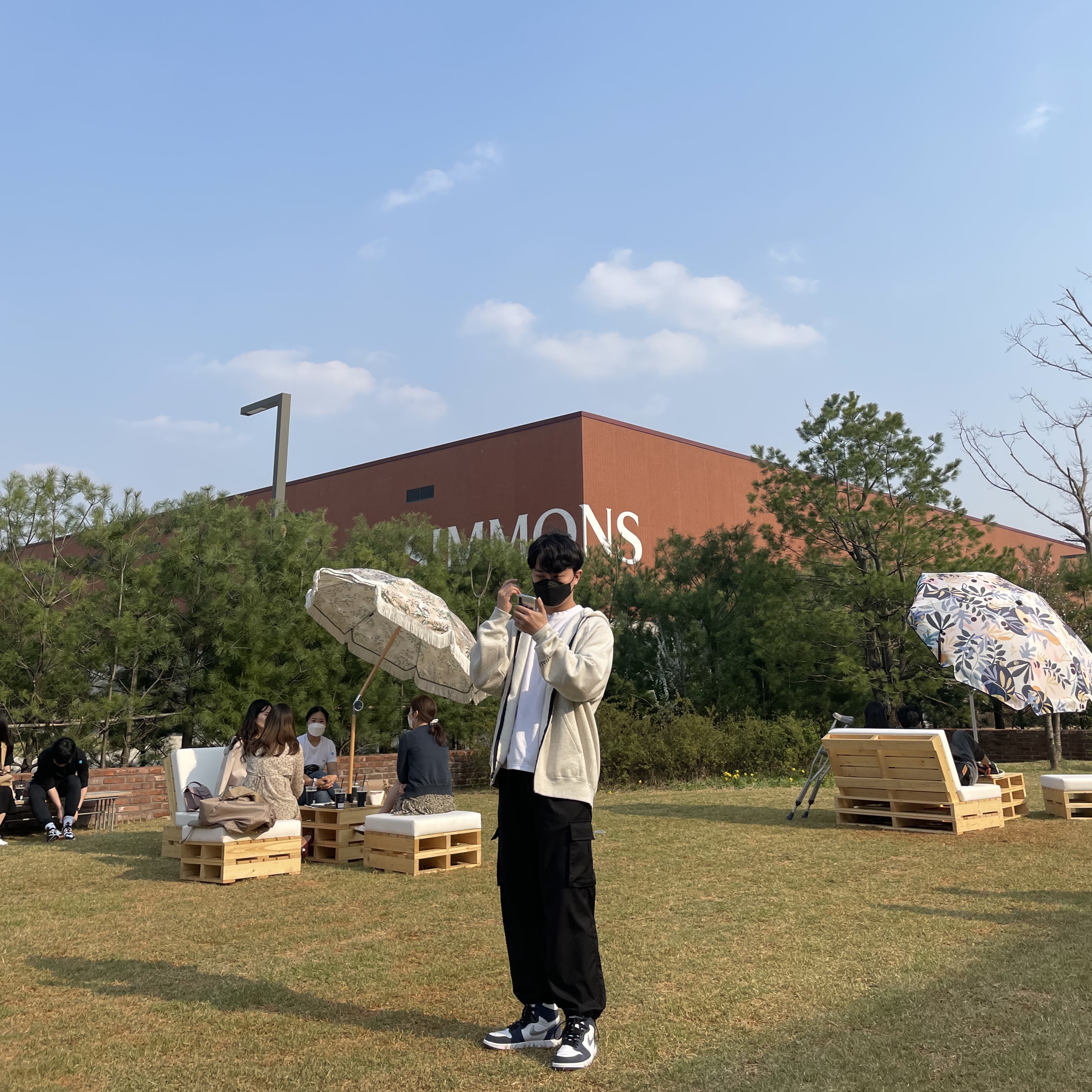 Essentials 3D Silicon Applique Pullover Hoodie Oatmeal/Oatmeal Heather/Light Heather Oatmeal 2020, (GS) Jordan 1 Retro High OG CO.JP Midnight Navy 착용 스타일