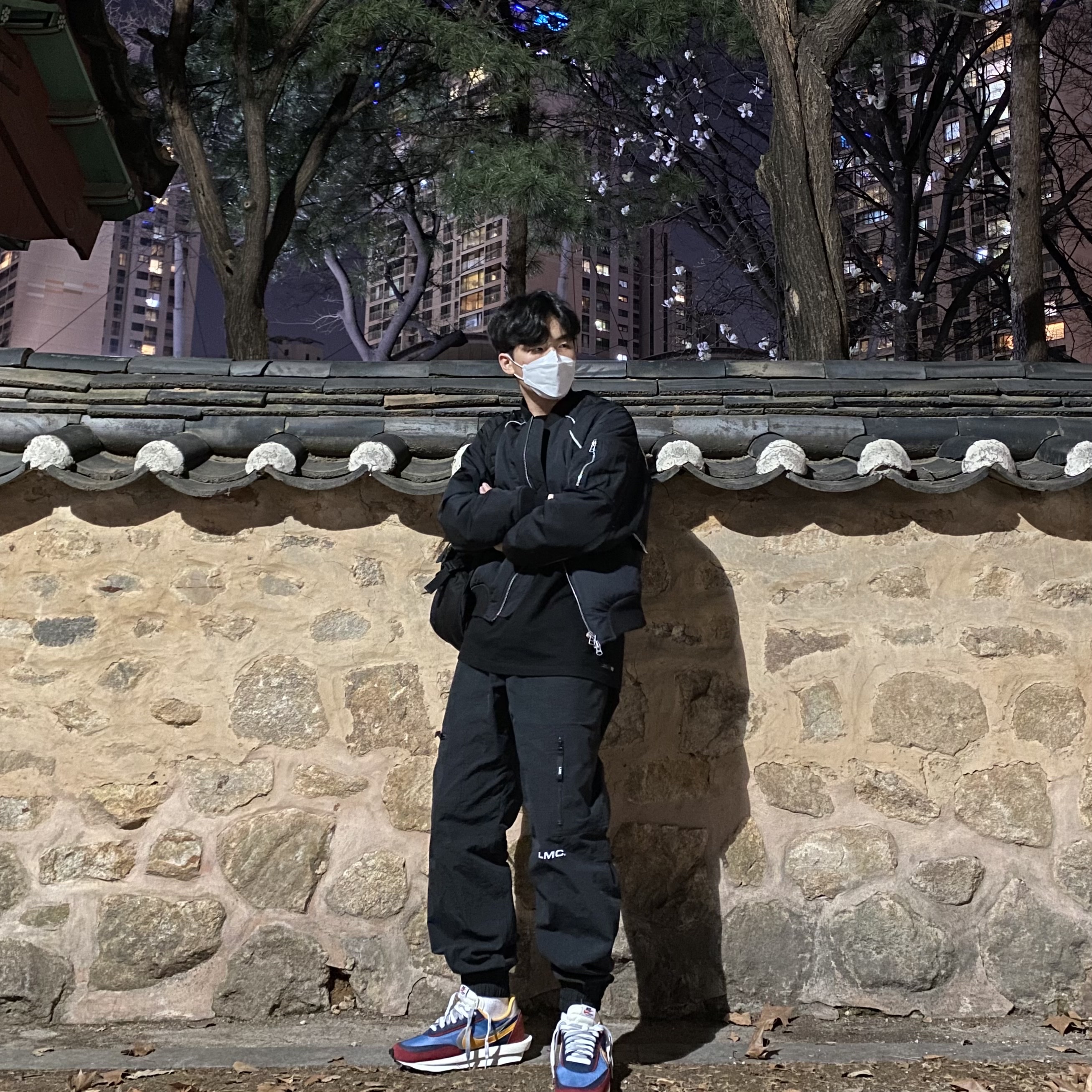 Nike x Sacai LDWaffle Blue Multi 착용 스타일