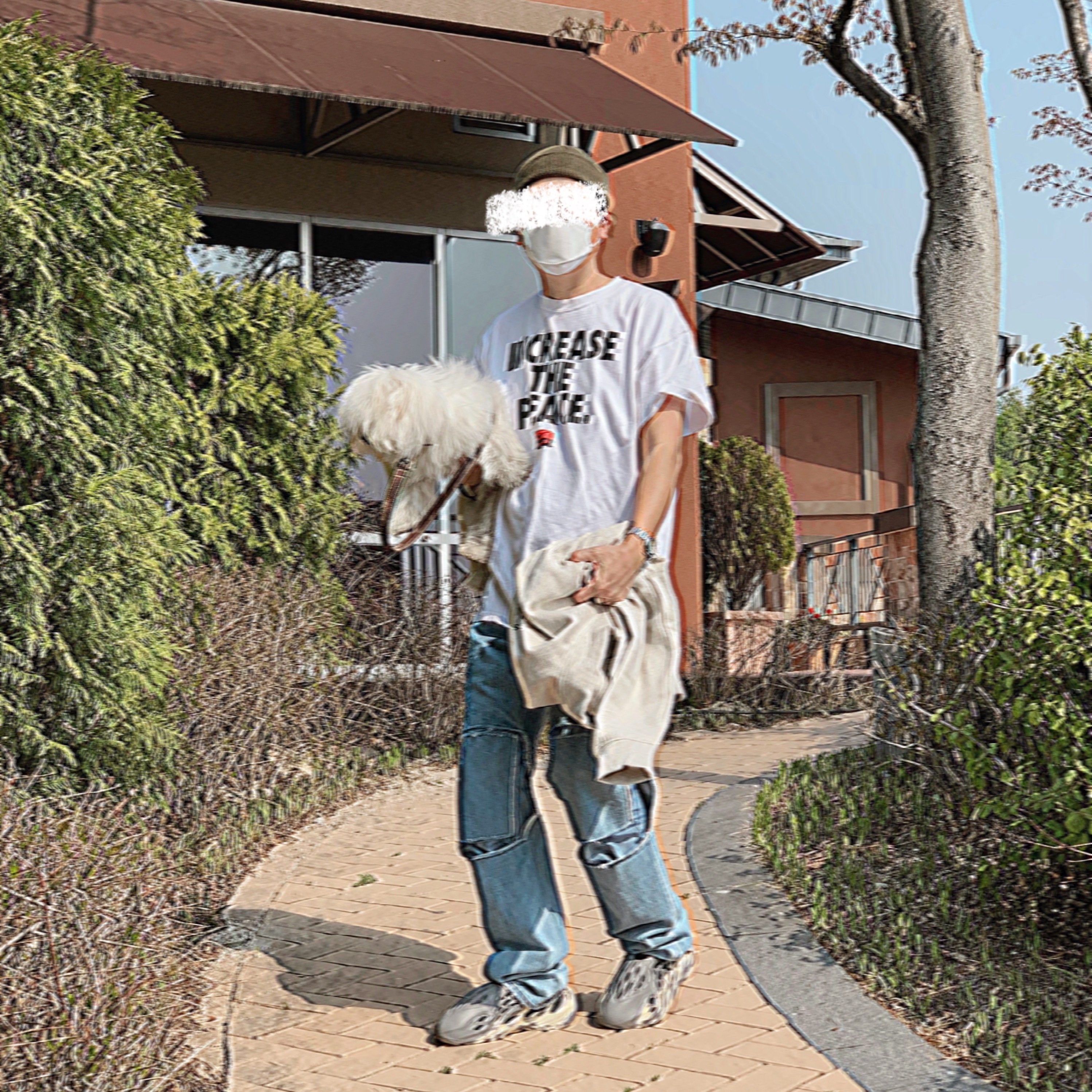 Adidas Yeezy Foam RNNR MXT Moon Gray, Nike x Stussy Increase The Peace T-Shirt - US/EU 착용 스타일 - 2