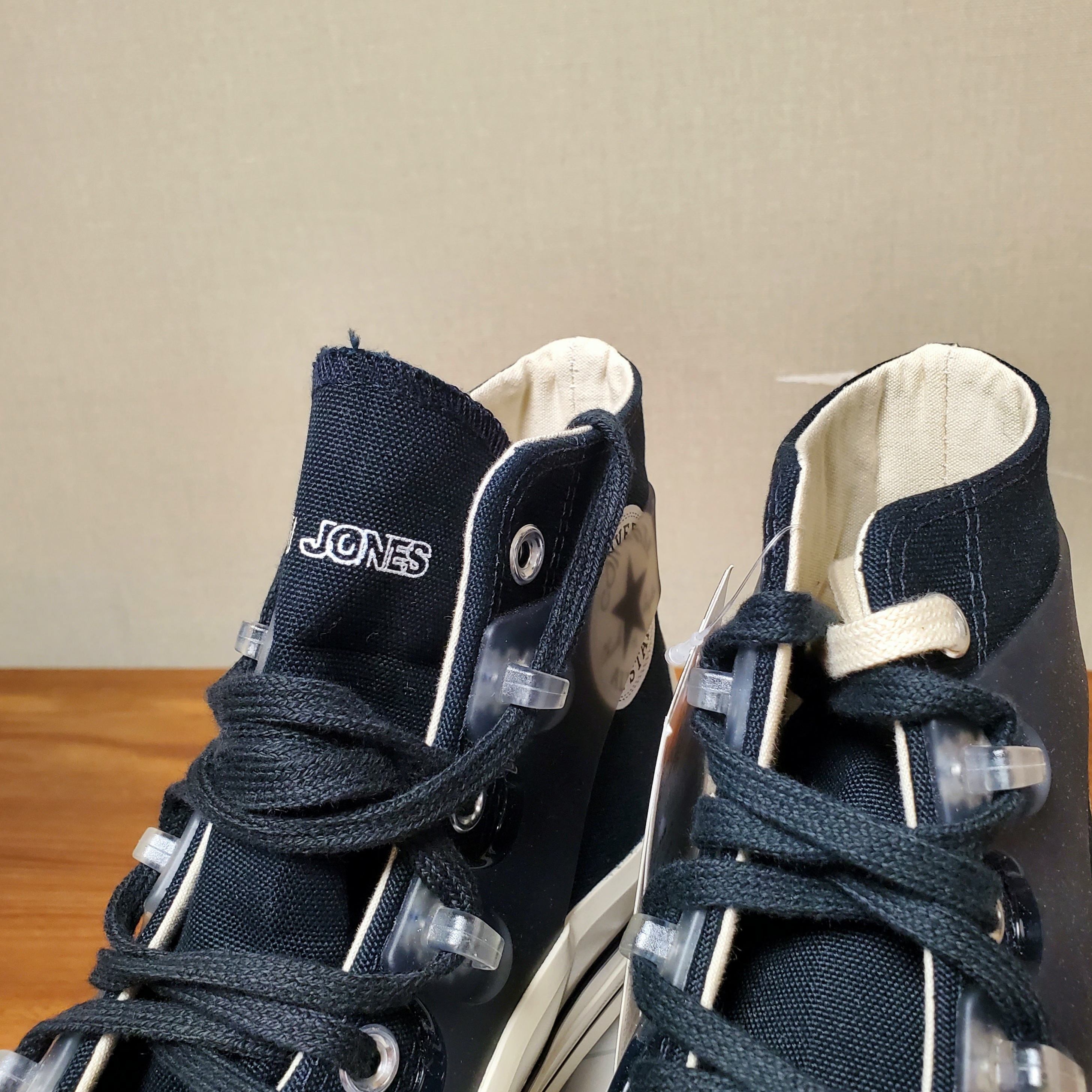 Converse x Kim Jones Chuck 70 Utility Wave High Black 착용 스타일 - 3