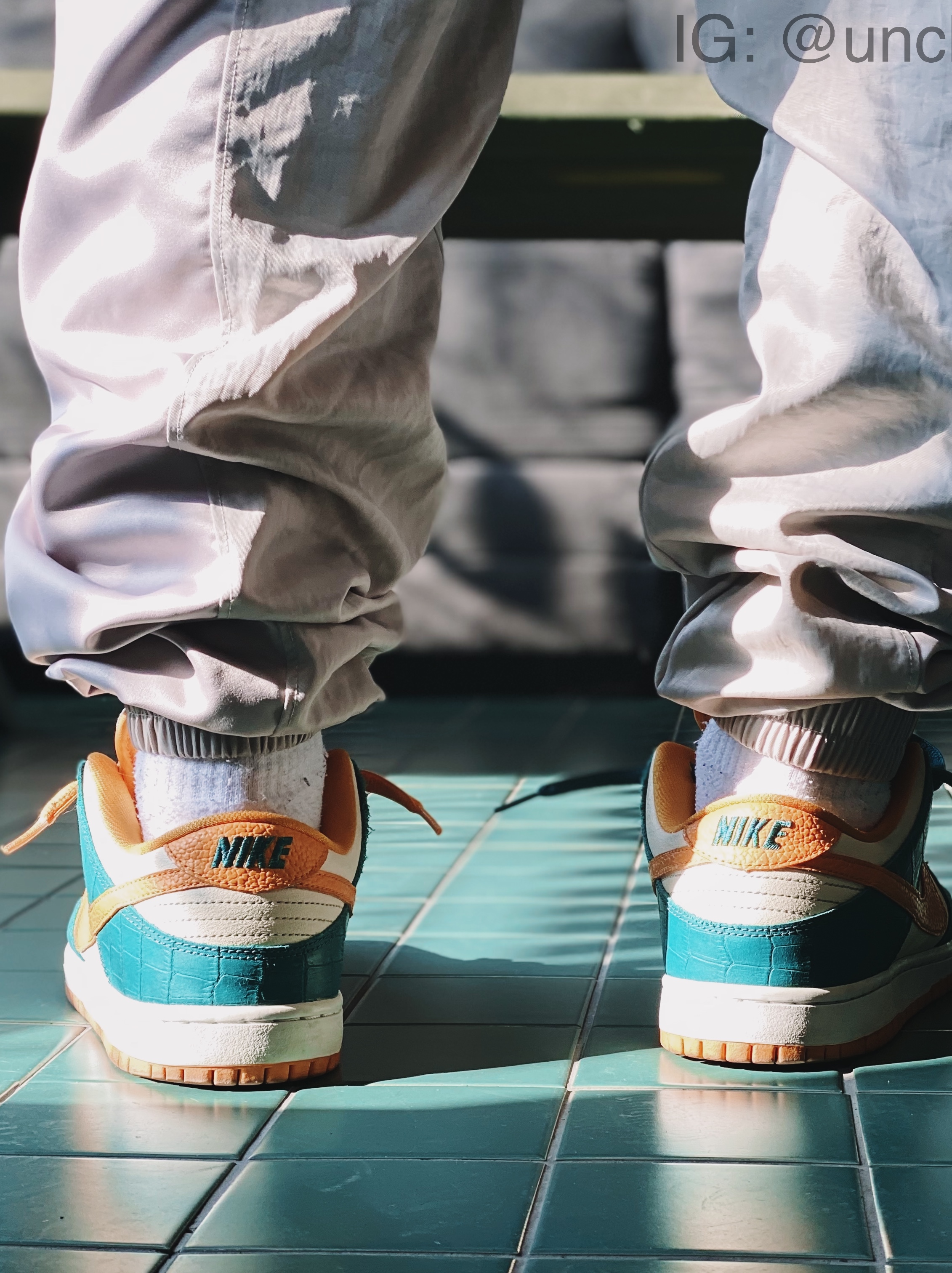 Nike Dunk SB Low Legion Pine Kumquat 착용 스타일 - 2
