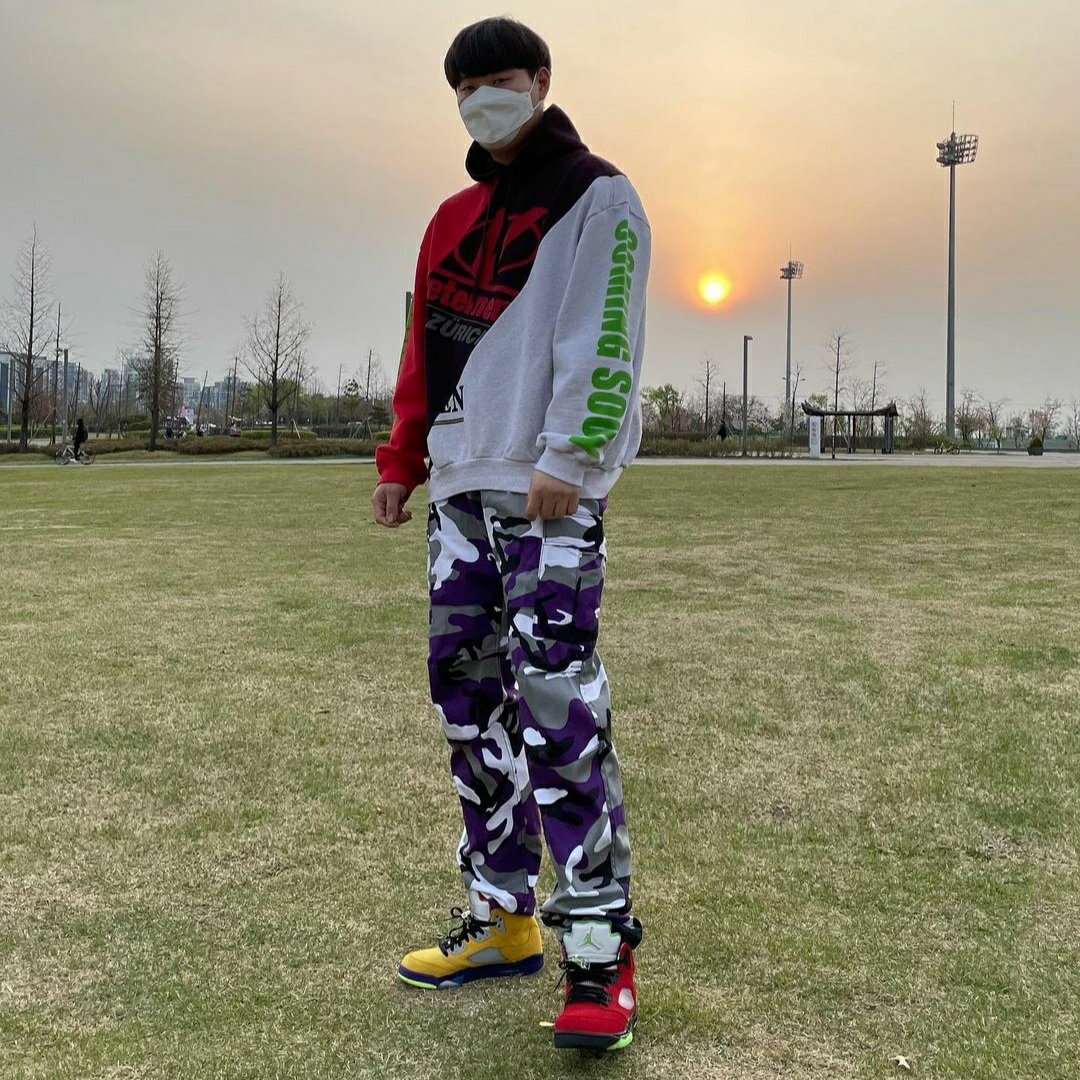 Jordan 5 Retro SE What The 착용 스타일