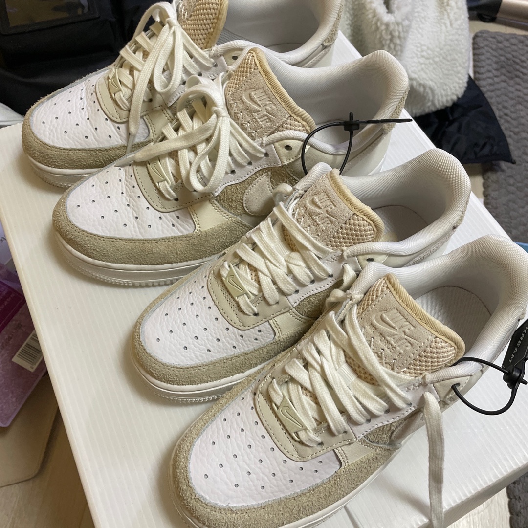 (W) Nike Air Force 1 '07 Coconut Milk 착용 스타일 - 1