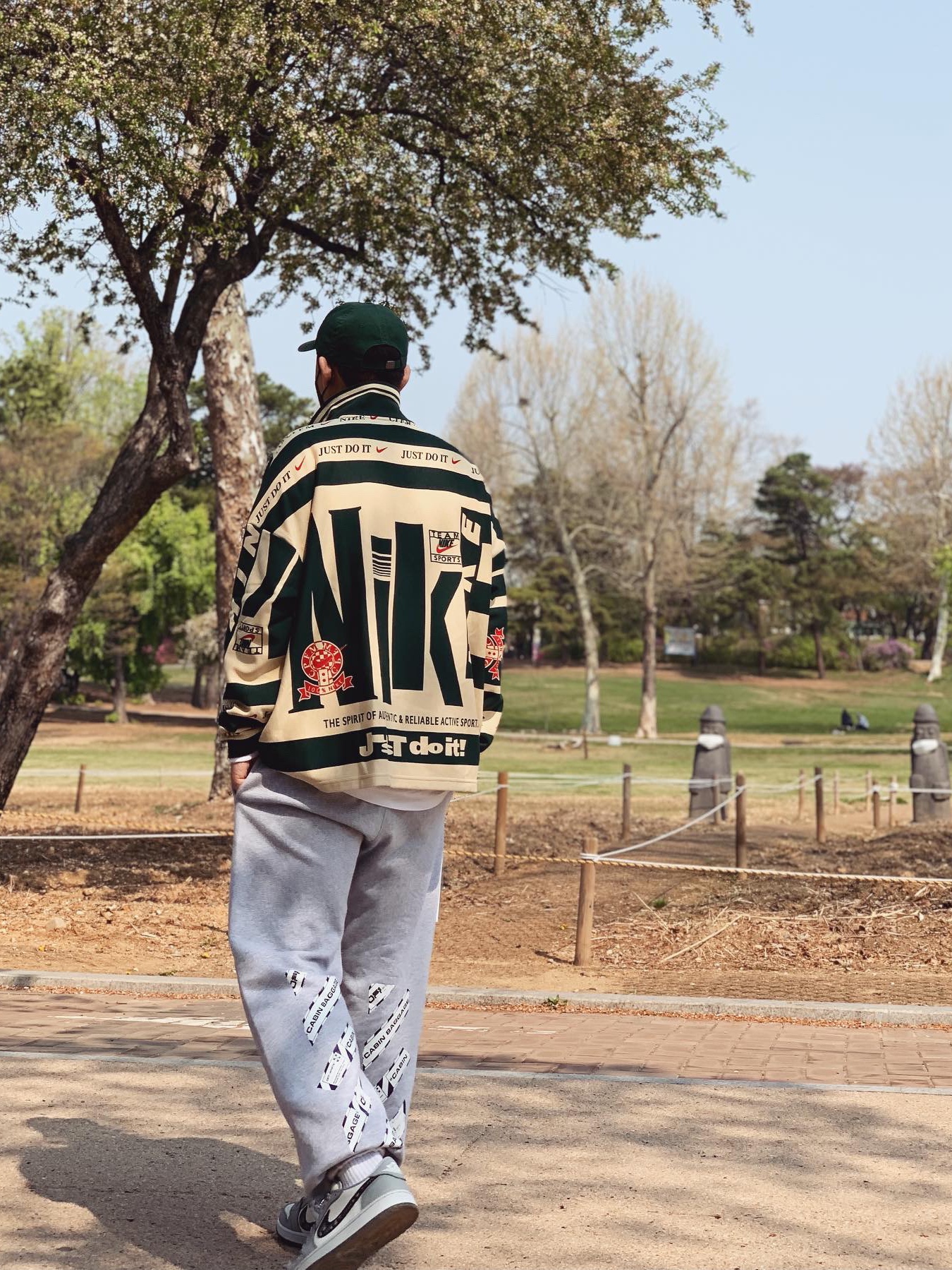 Nike x Cactus Plant Flea Market Long Sleeve Polo Natural - US/EU, Nike x Cactus Plant Flea Market Long Sleeve Polo Natural - Asia 착용 스타일 - 1