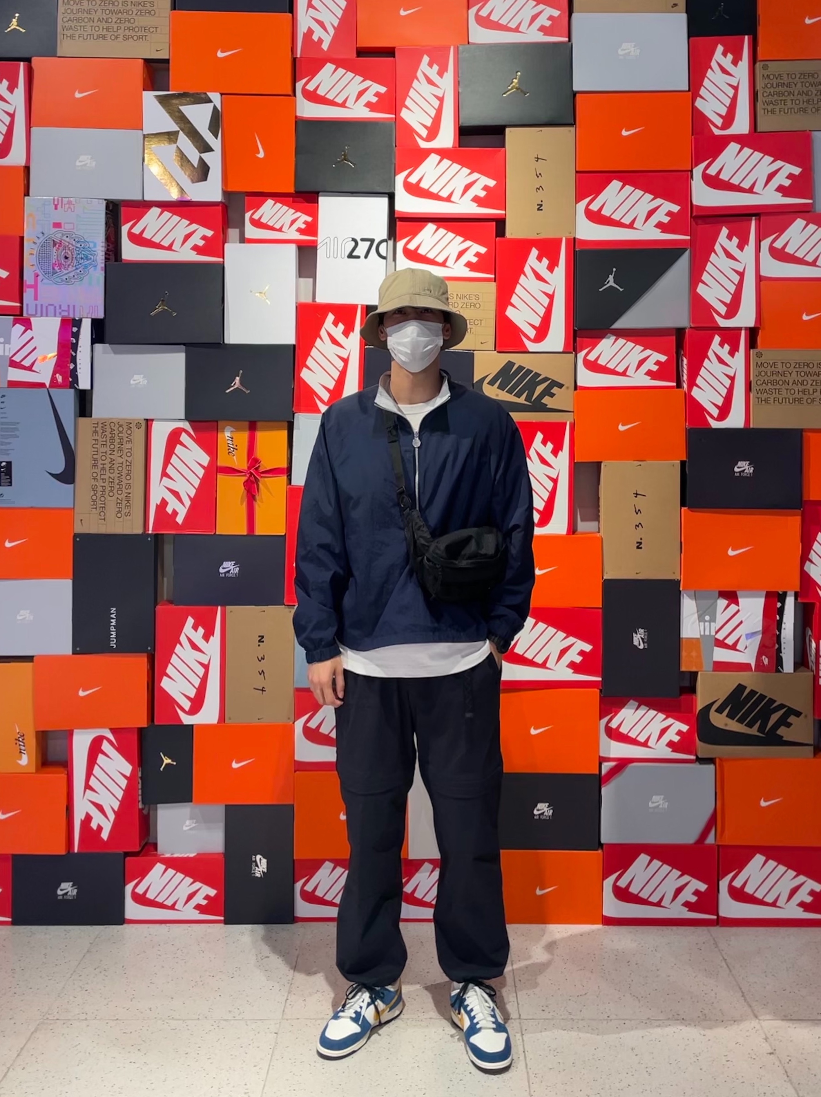 Nike x Kim Jones Reversible Wind Breaker Navy - Asia, Nike x Kasina Dunk Low 80's Bus 착용 스타일