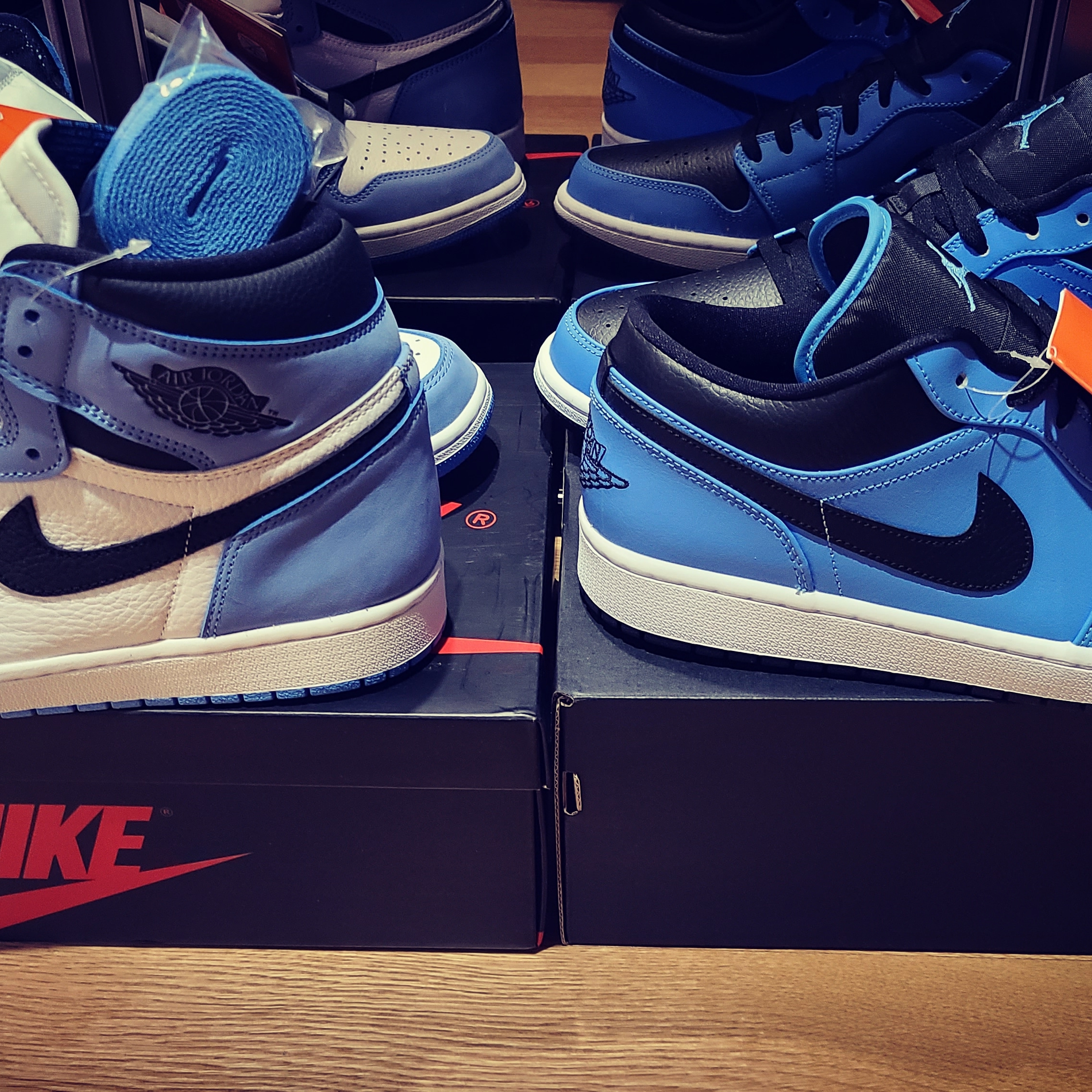 Jordan 1 Retro High OG University Blue, Jordan 1 Low University Blue Black 착용 스타일