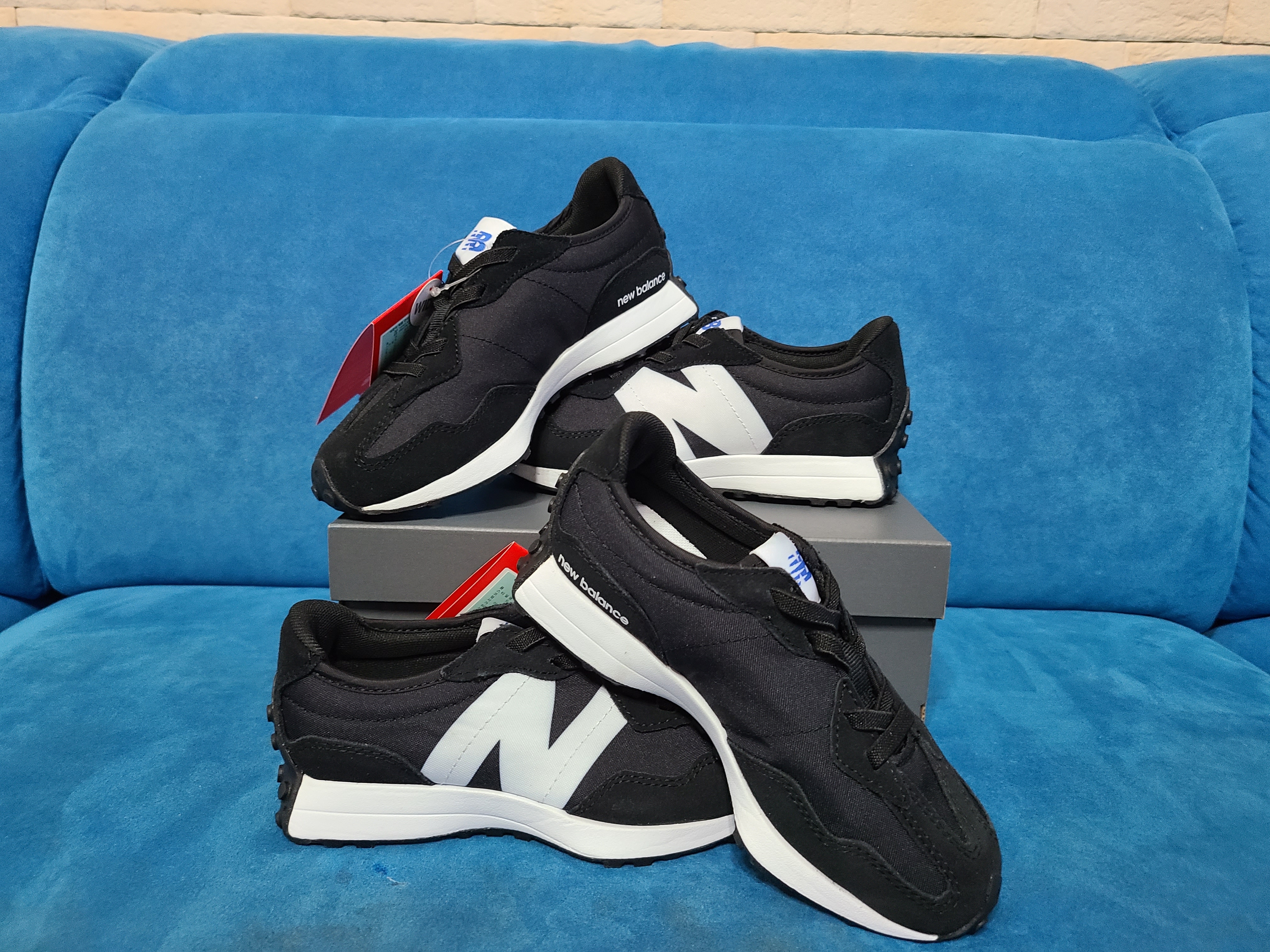 (PS) New Balance 327 Black 착용 스타일 - 1