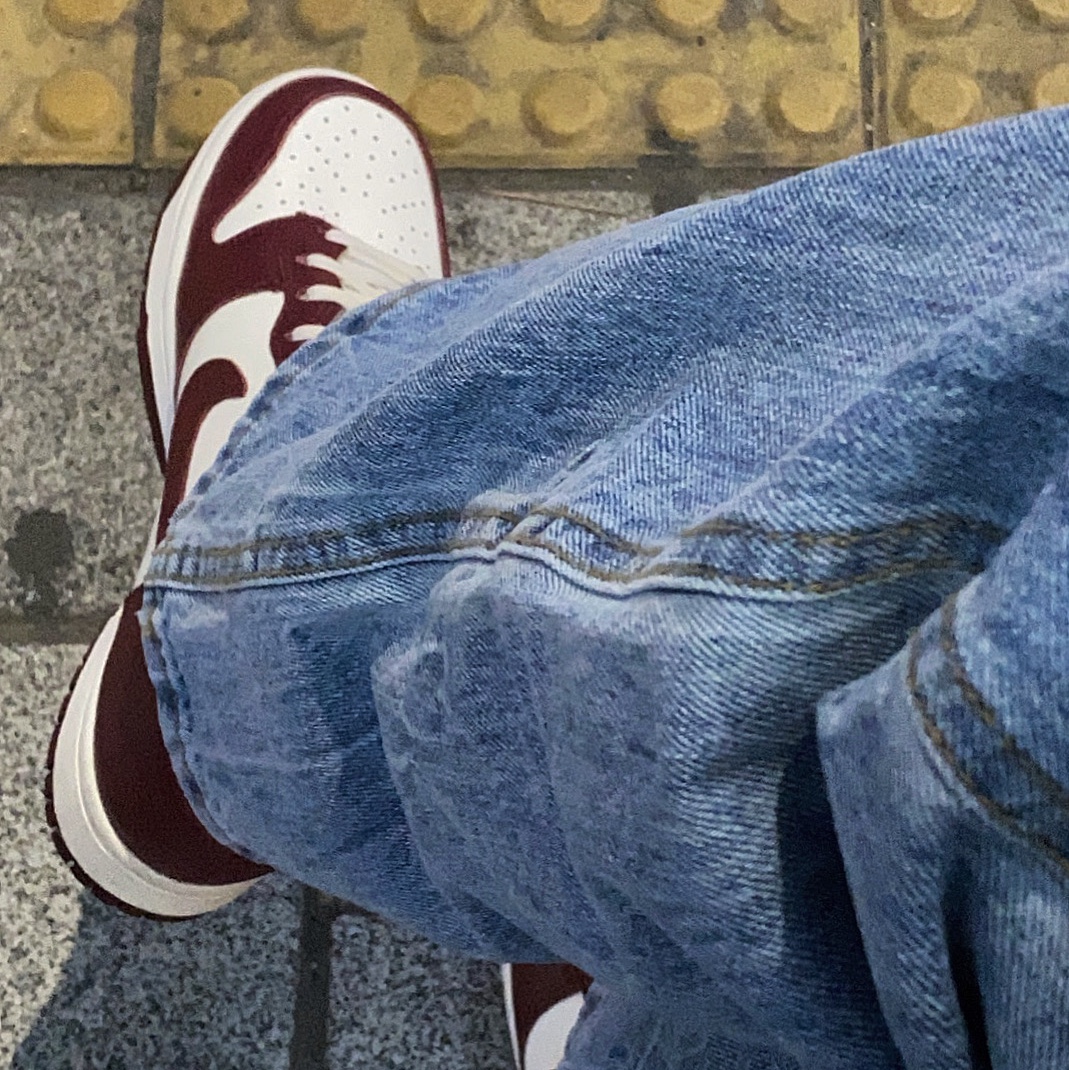 (W) Nike Dunk High Team Red 착용 스타일