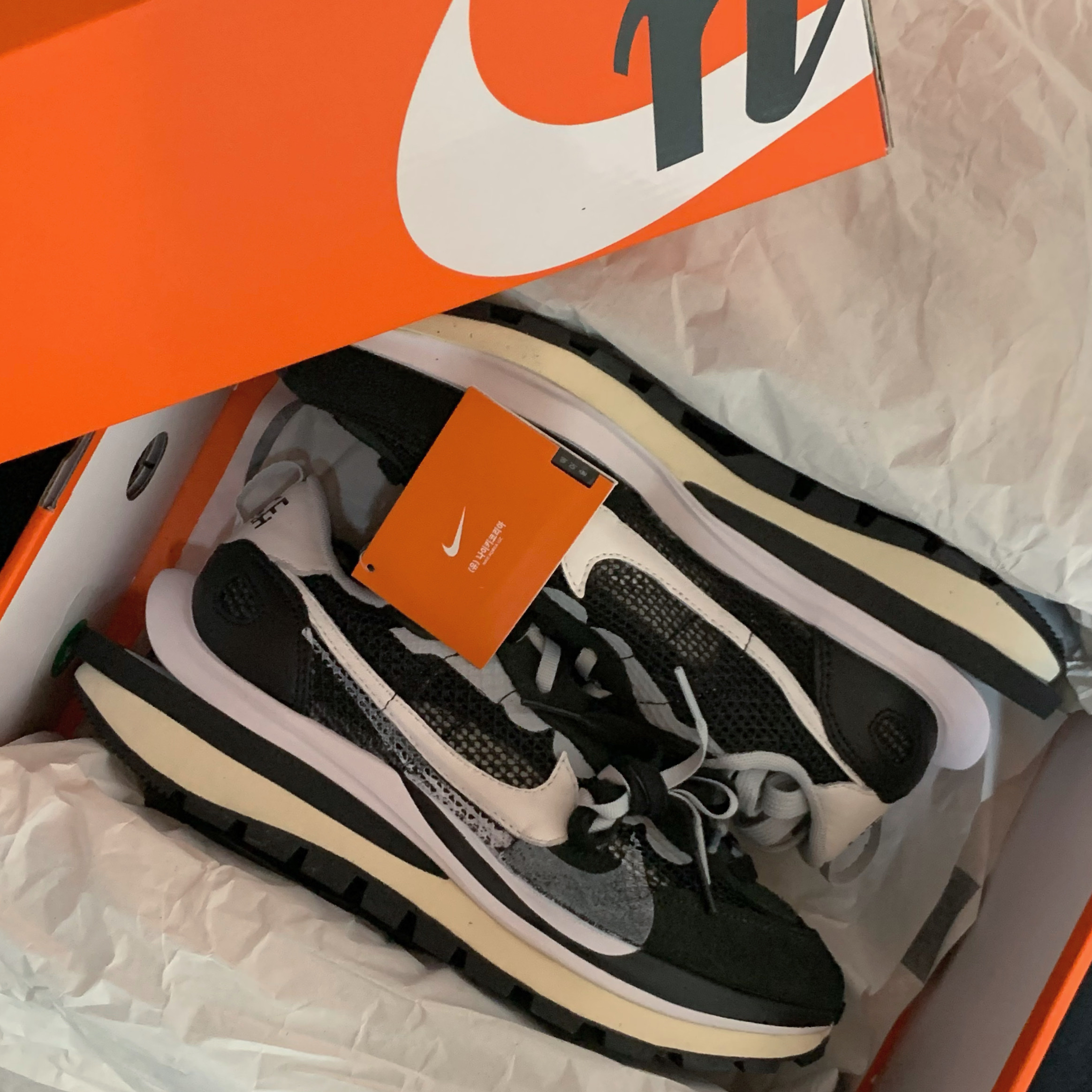 Nike x Sacai VaporWaffle Black White 착용 스타일