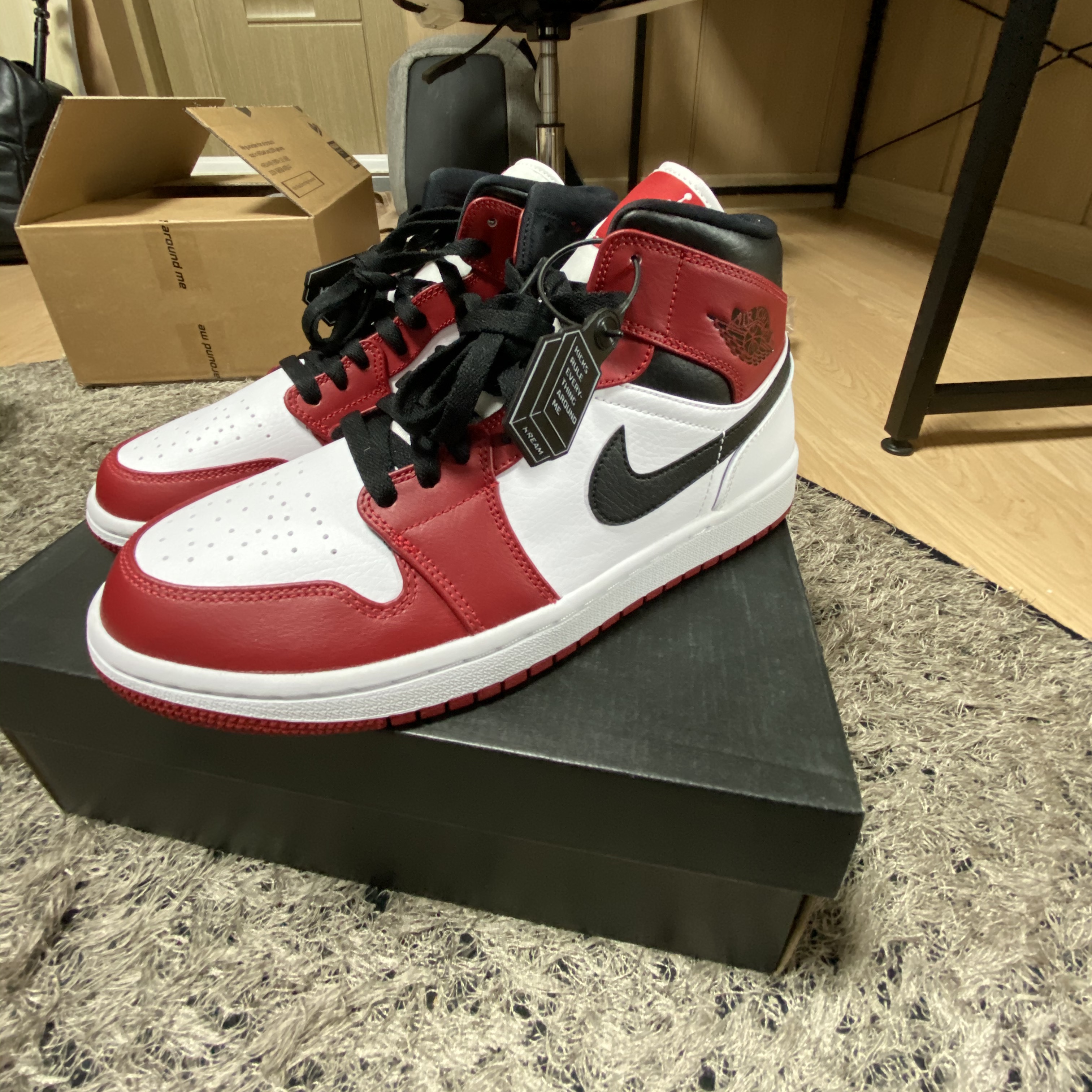 Jordan 1 Mid Chicago 2020 착용 스타일