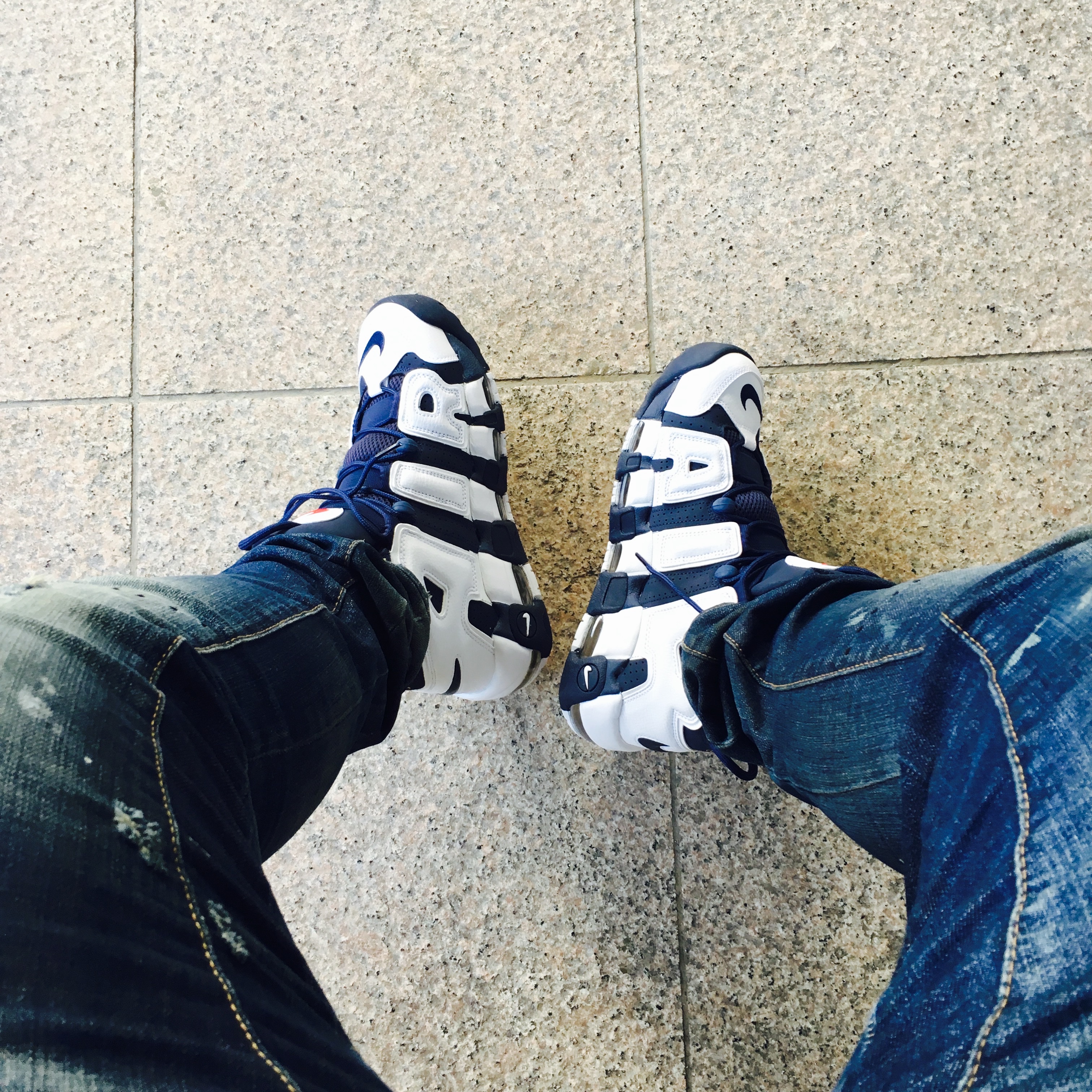 Nike Air More Uptempo Olympic 2016 착용 스타일