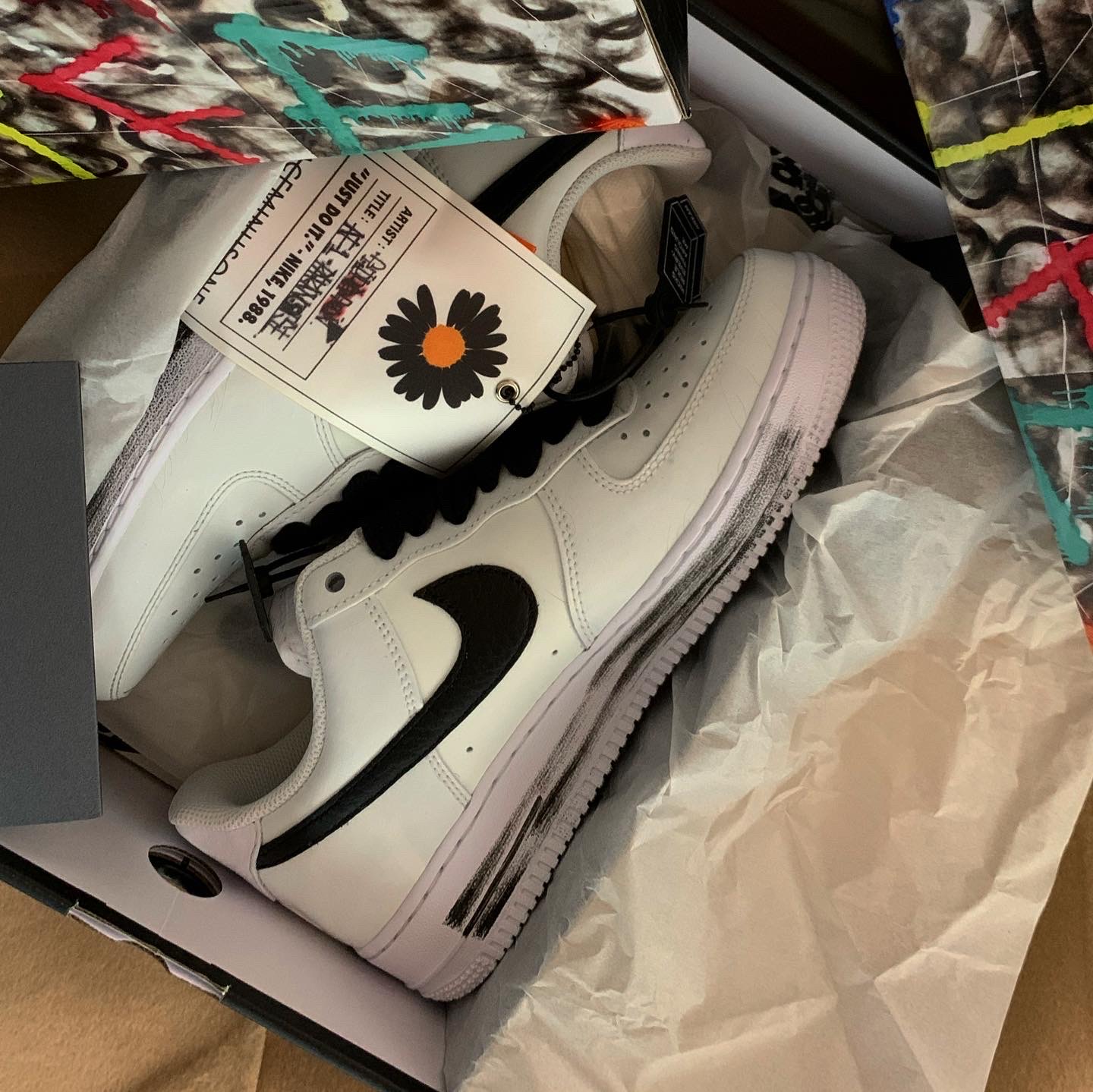 Nike x Peaceminusone Air Force 1 Low Para-Noise 2.0 착용 스타일