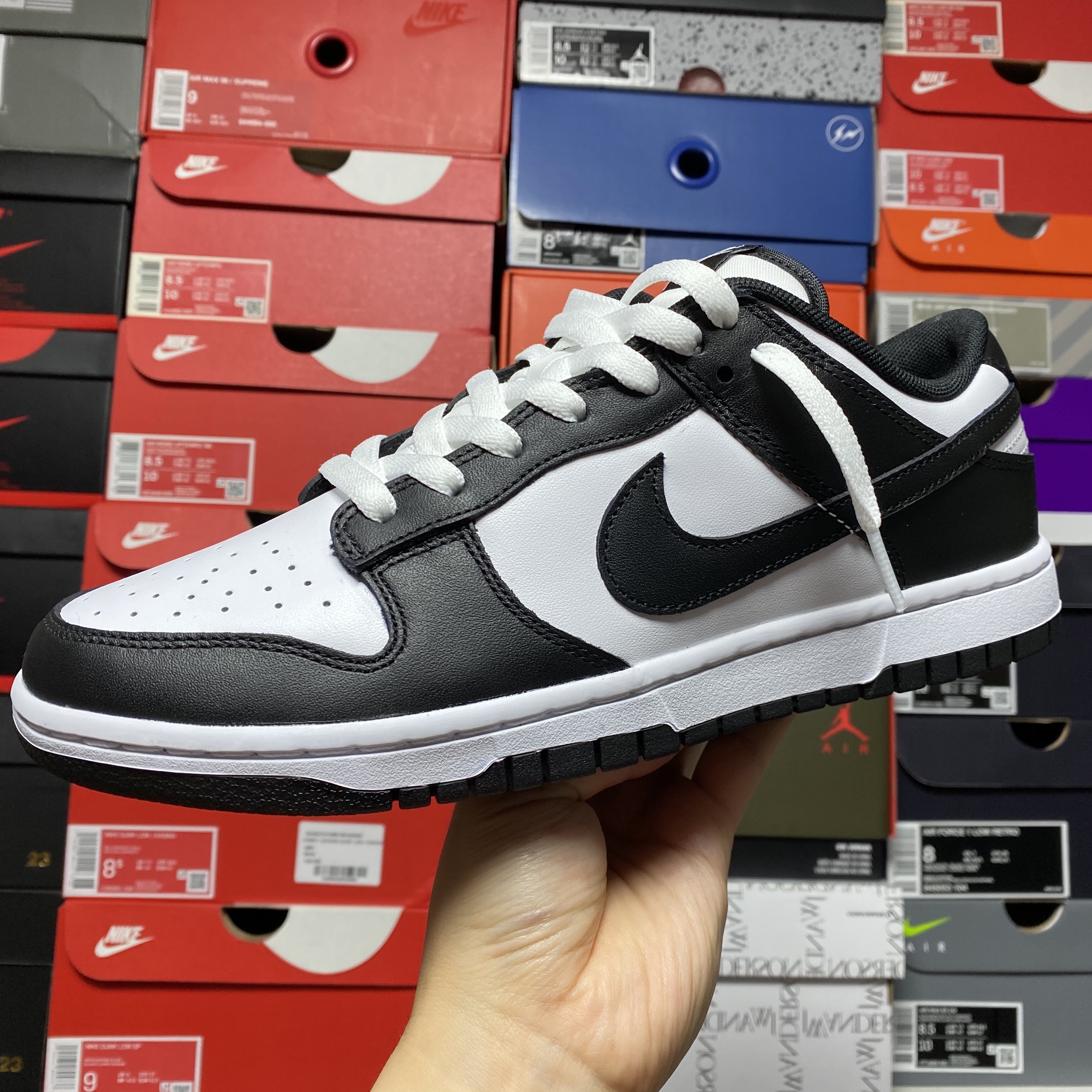Nike Dunk Low Retro Black 착용 스타일