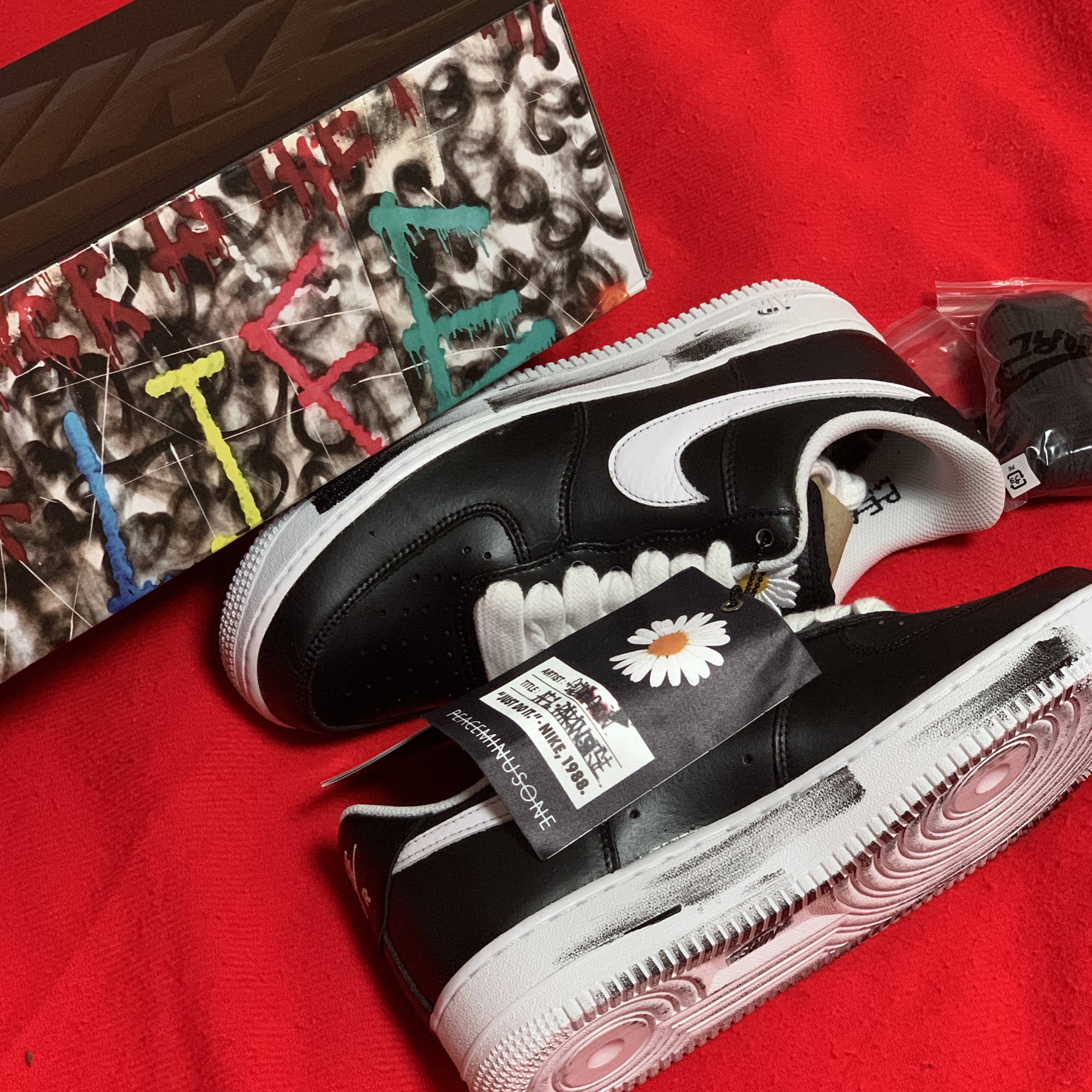 Nike x Peaceminusone Air Force 1 Low Para-Noise 착용 스타일