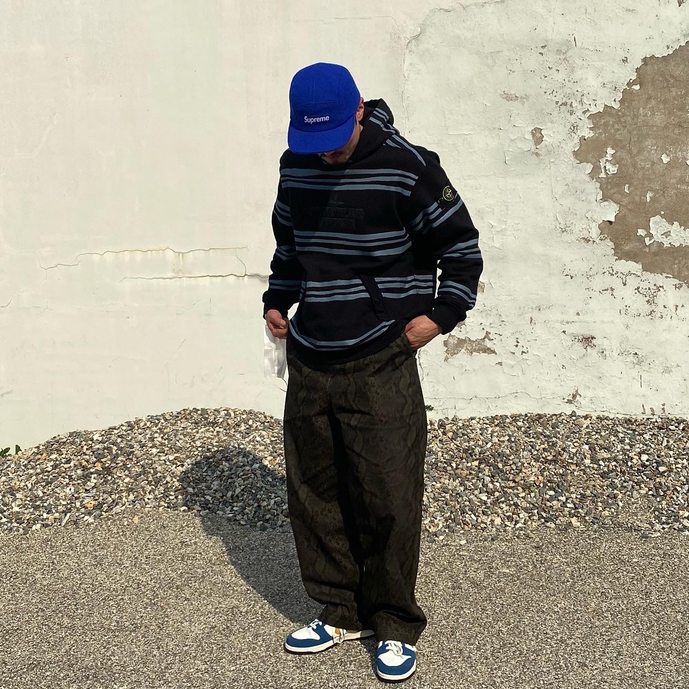 Supreme x Stone Island Warp Stripe Hooded Sweatshirt Black - 20FW, Nike x Kasina Dunk Low 80's Bus 착용 스타일 - 2